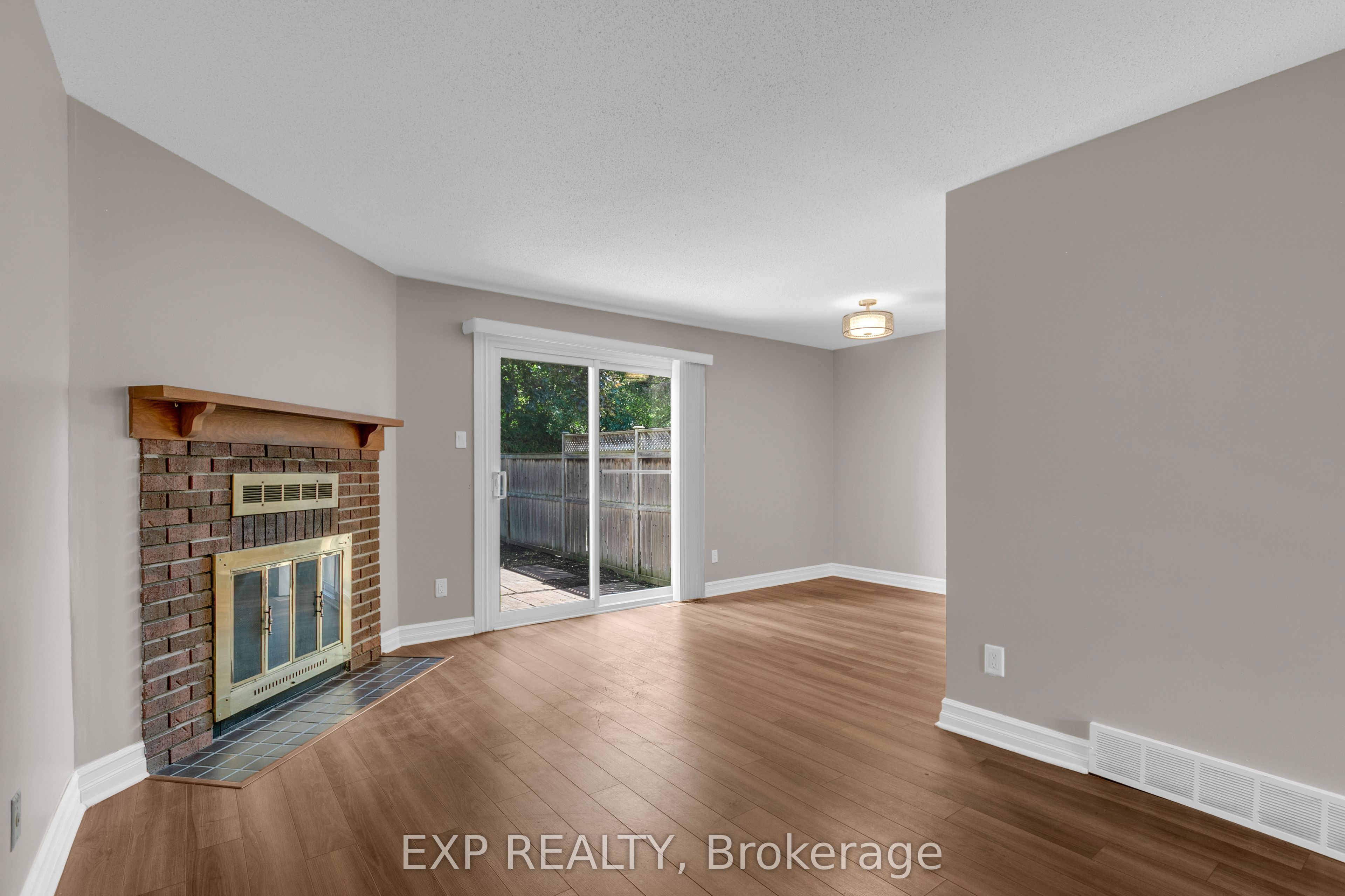 7 Sundback Lane Property Photo 8