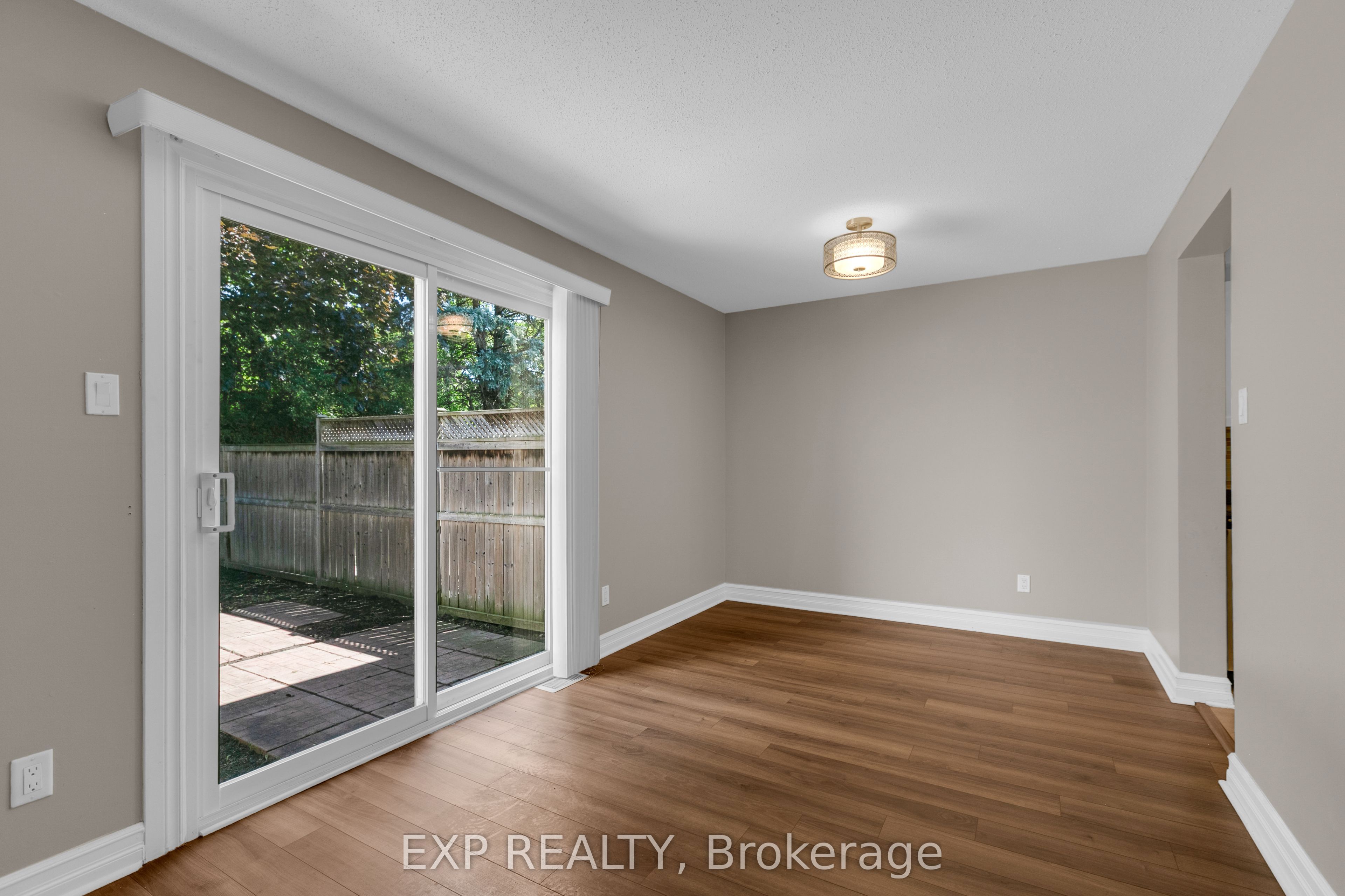 7 Sundback Lane Property Photo 9