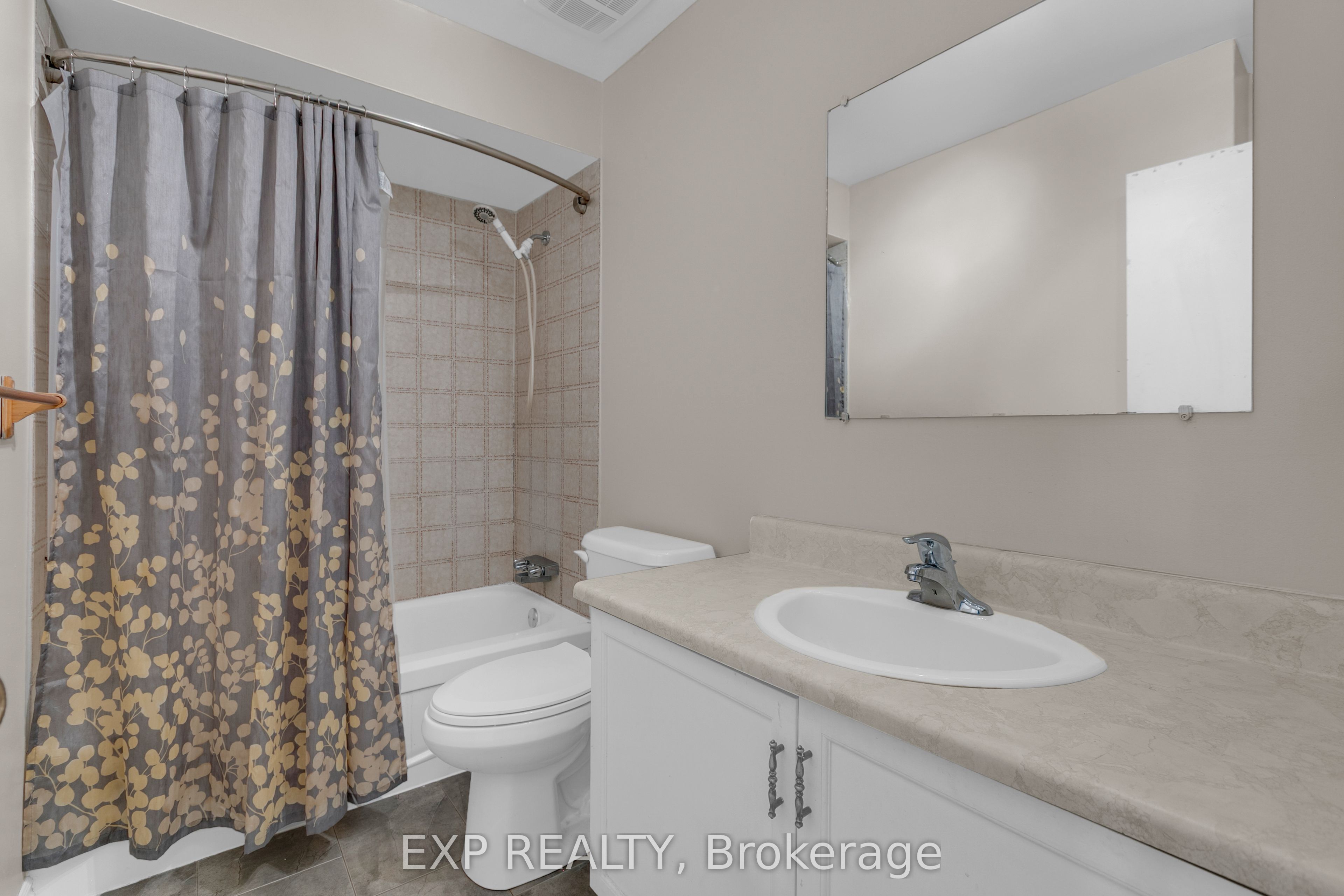 7 Sundback Lane Property Photo 18