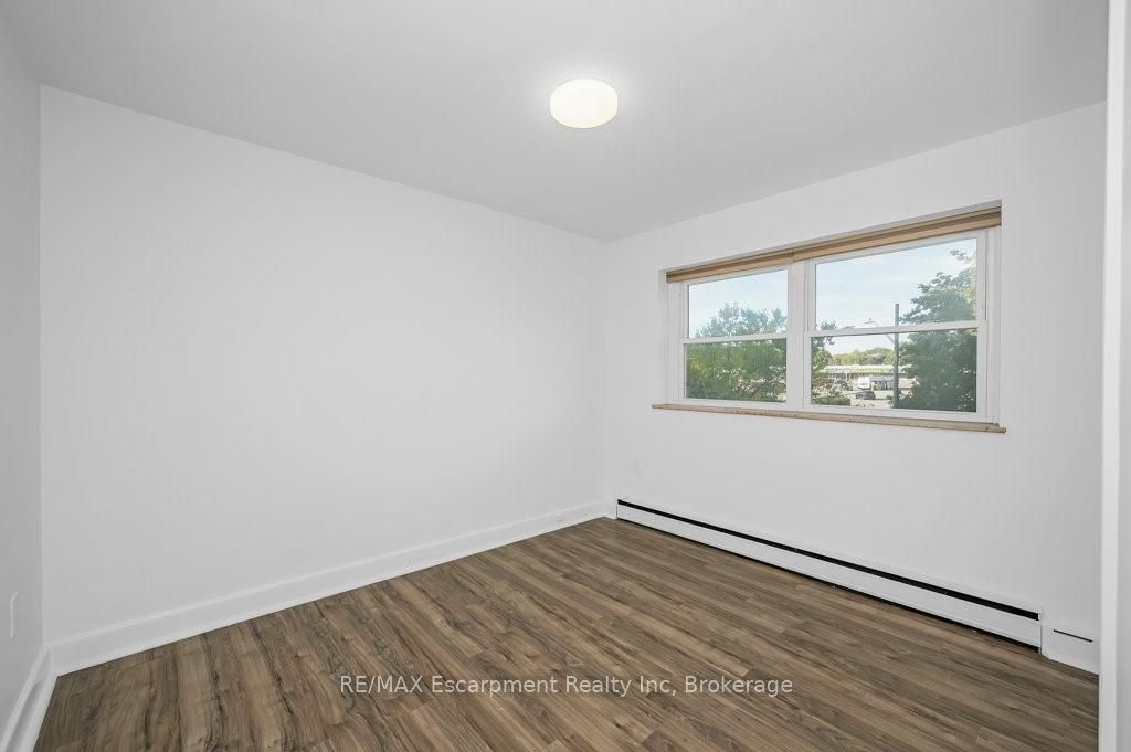 9 Grant Boulevard 201 Property Photo 23