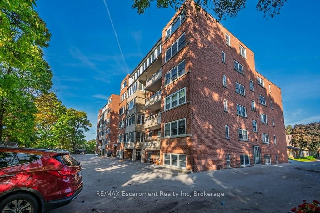9 Grant Boulevard 201 Property Photo 34