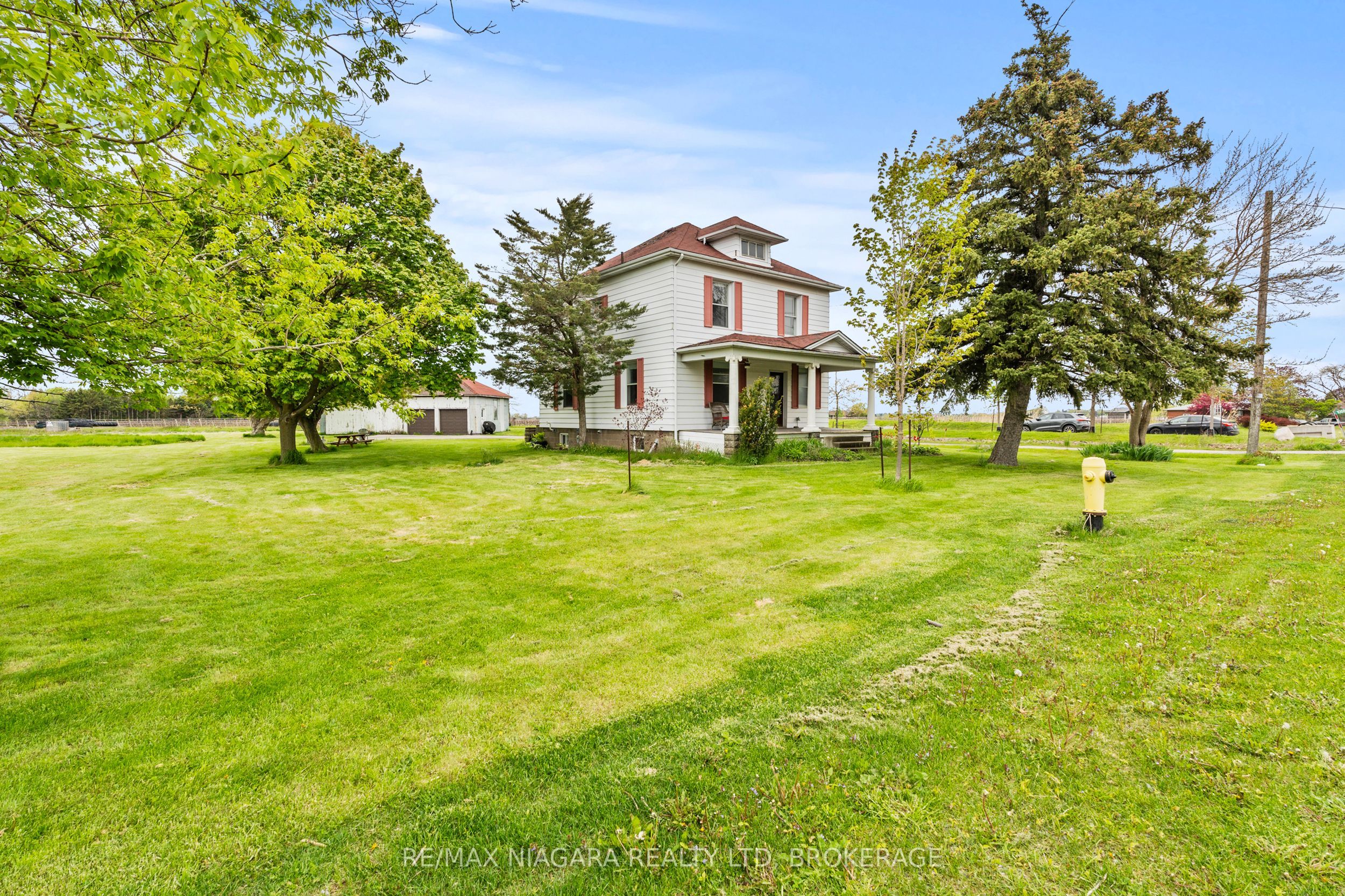 1068 Niagara Stone Road Property Photo 8