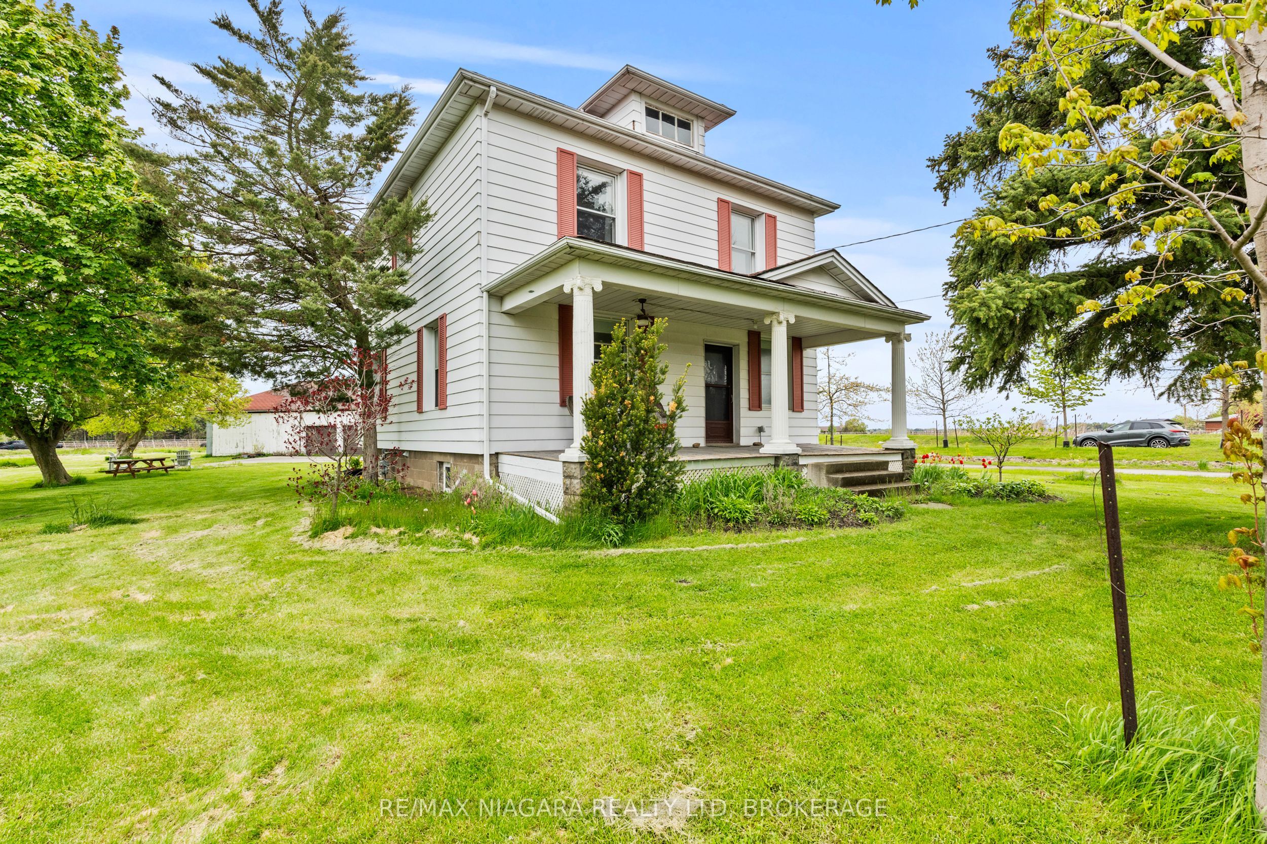 1068 Niagara Stone Road Property Photo 9