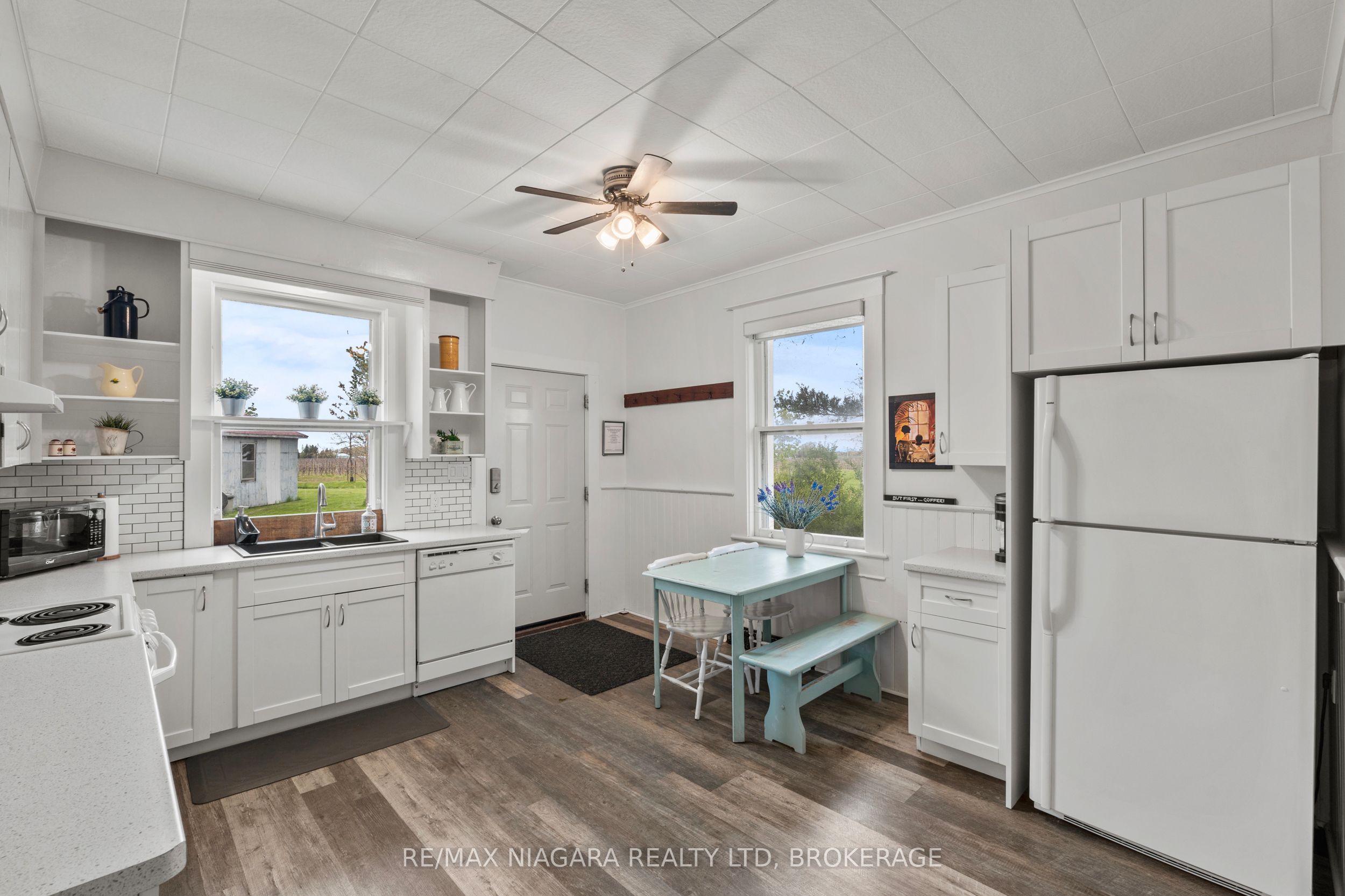 1068 Niagara Stone Road Property Photo 15