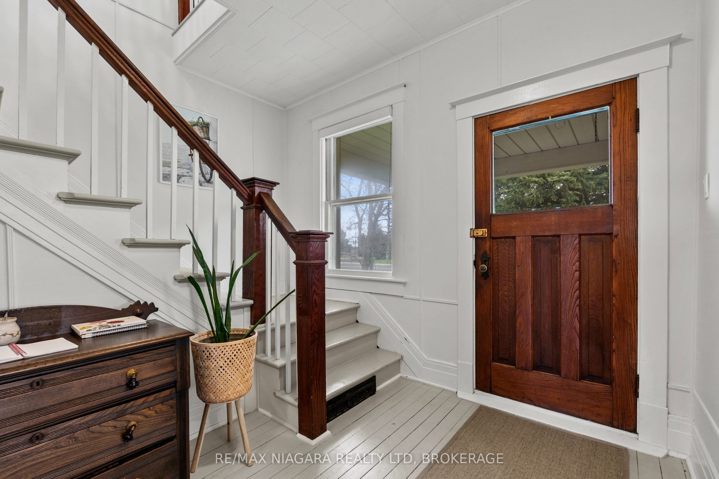 1068 Niagara Stone Road Property Photo 17