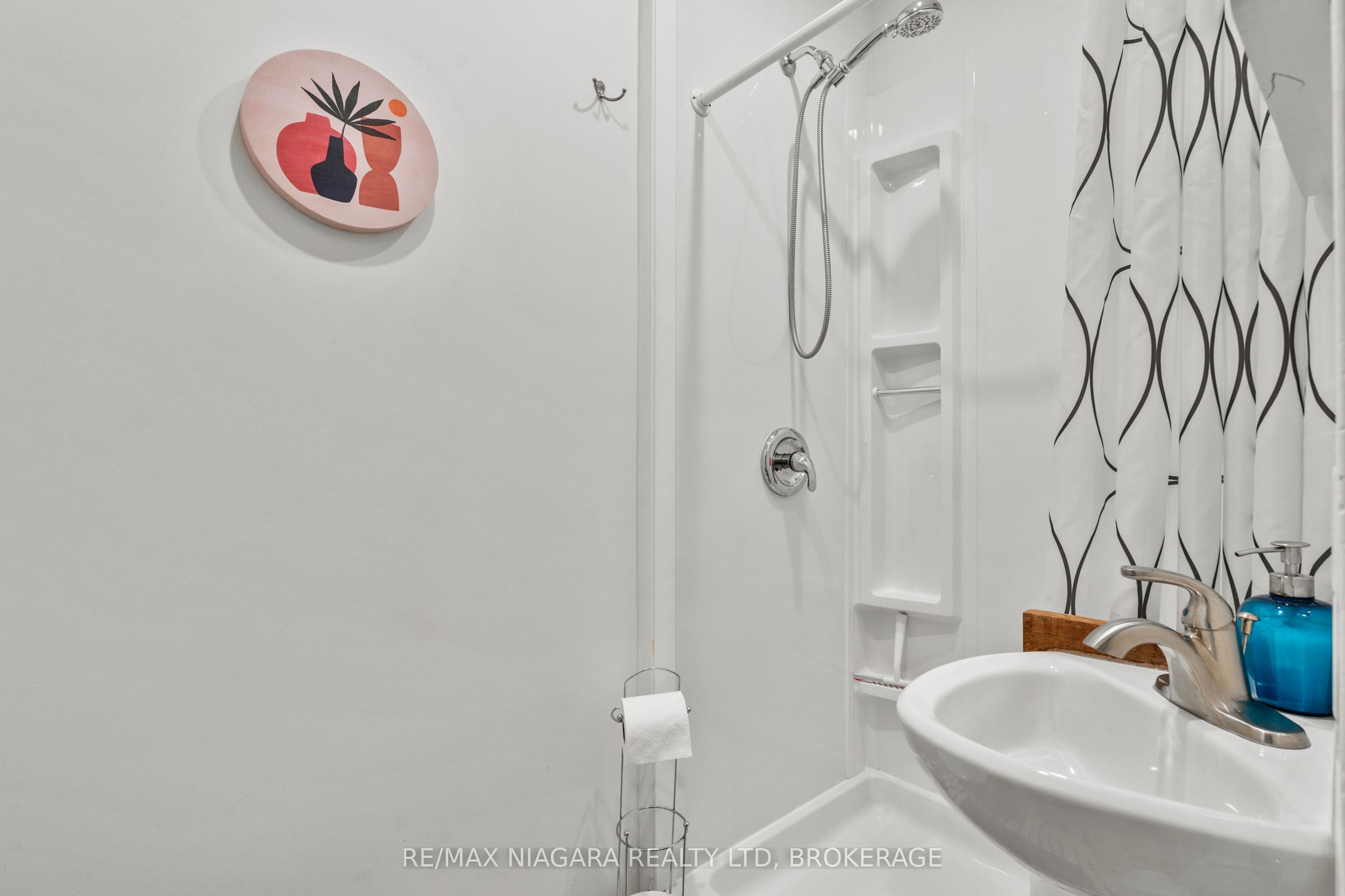 1068 Niagara Stone Road Property Photo 25