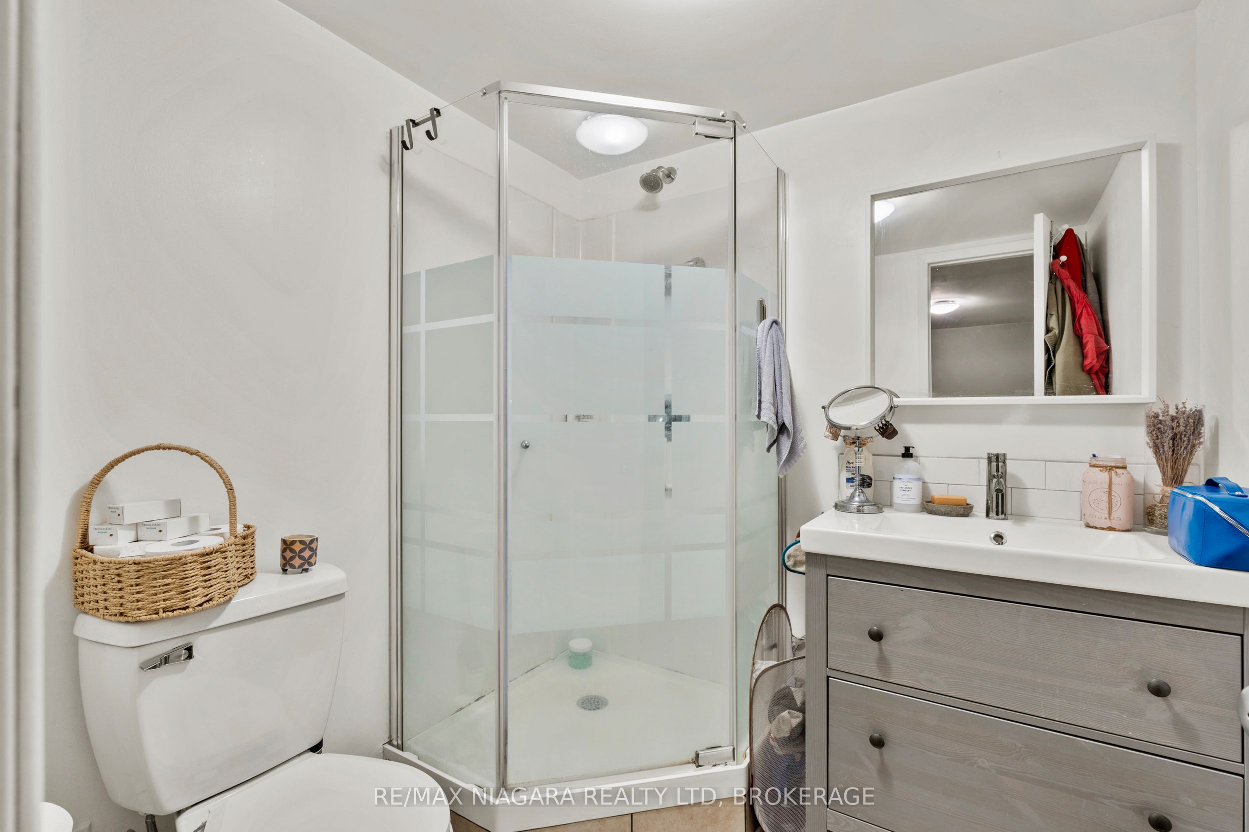 1068 Niagara Stone Road Property Photo 32