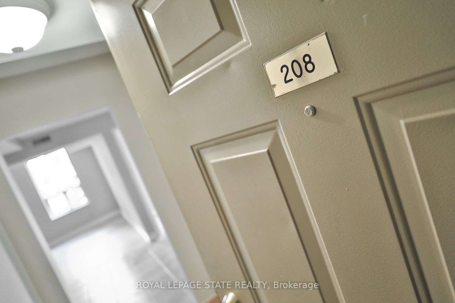 400 York Boulevard 208 Property Photo 7