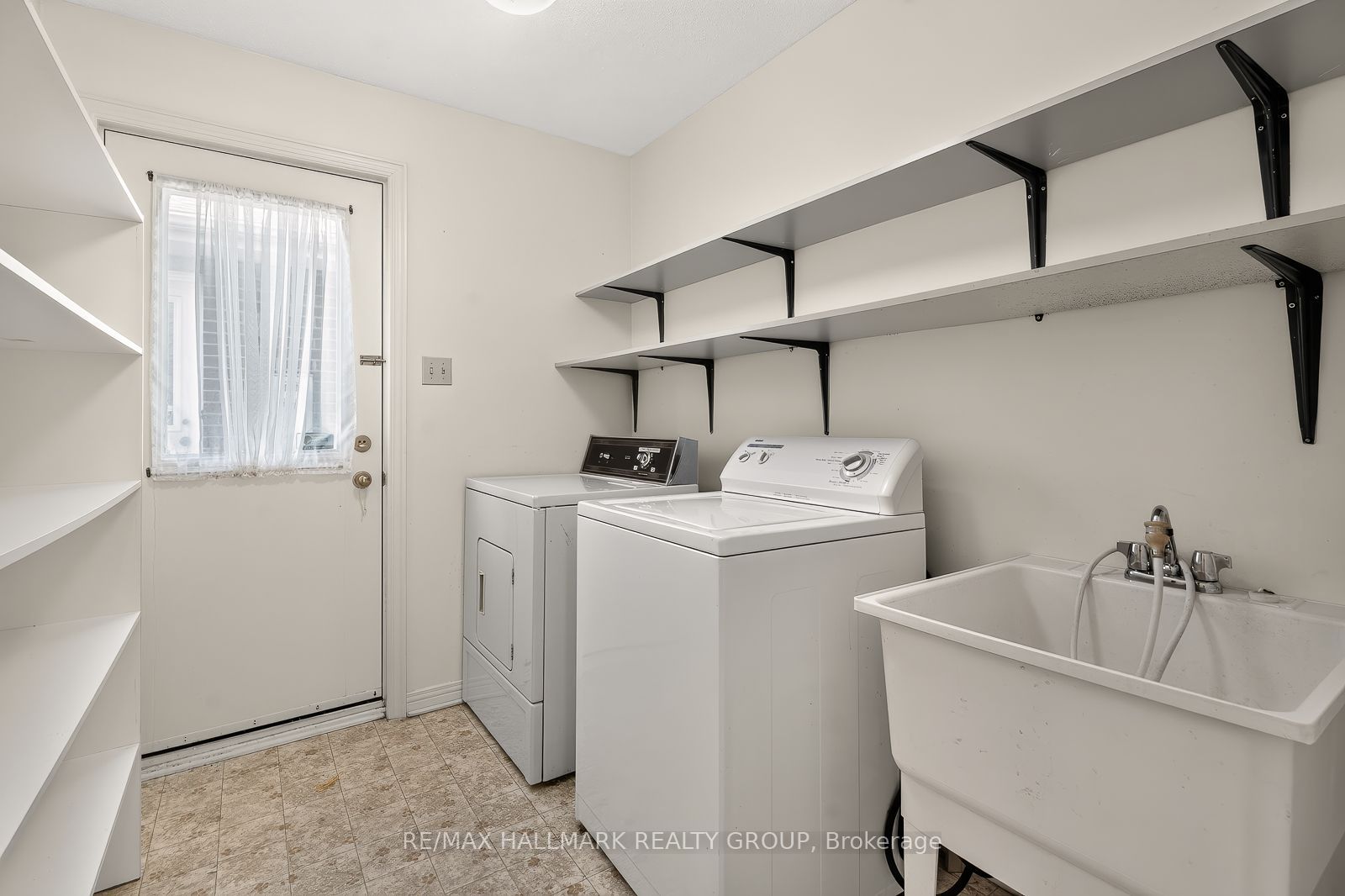 38 Bateman Drive Property Photo 19