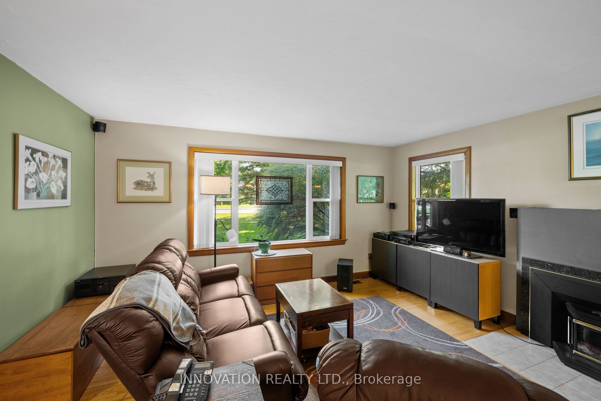 3885 Carp Road Property Photo 7
