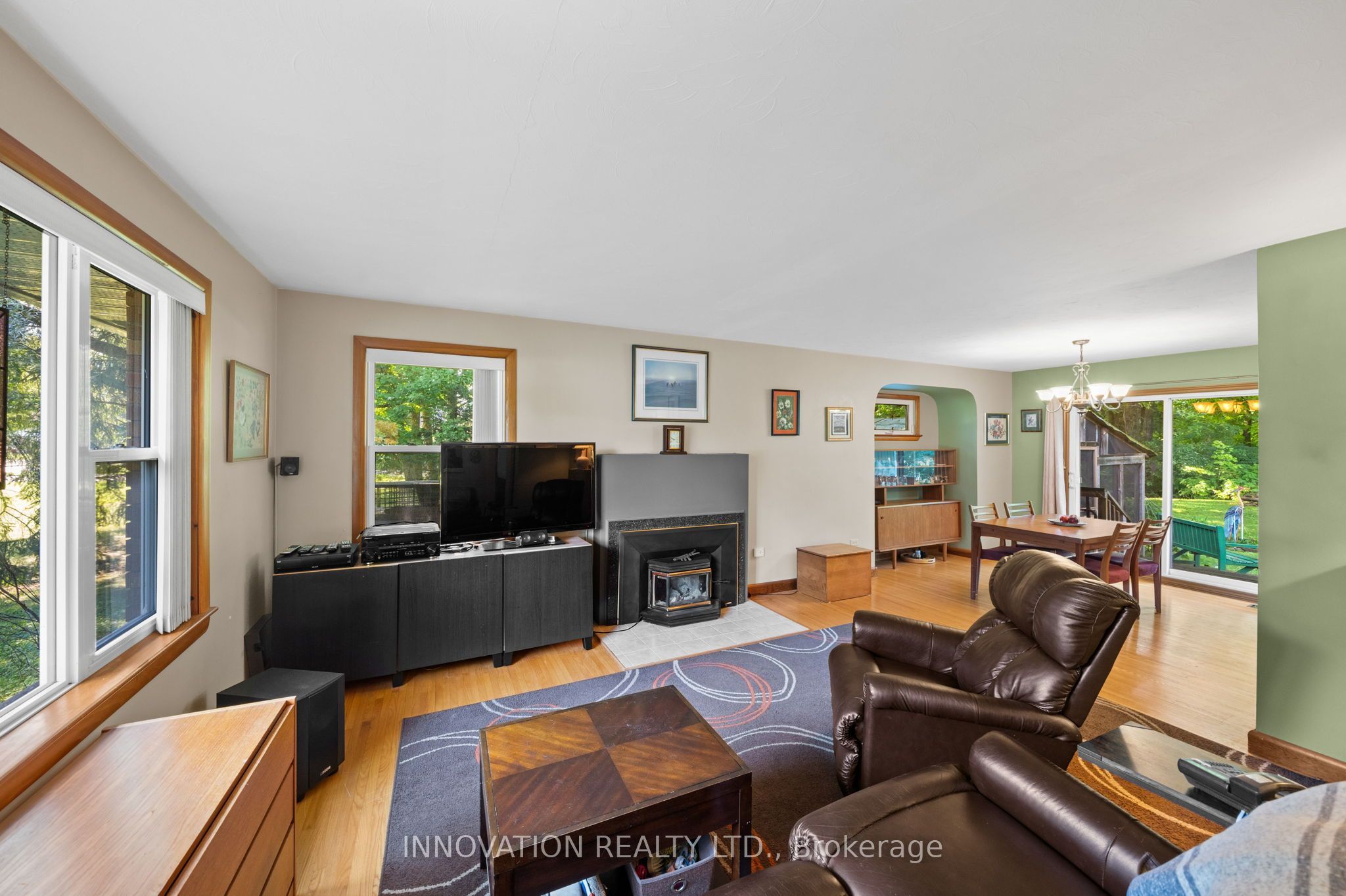 3885 Carp Road Property Photo 8