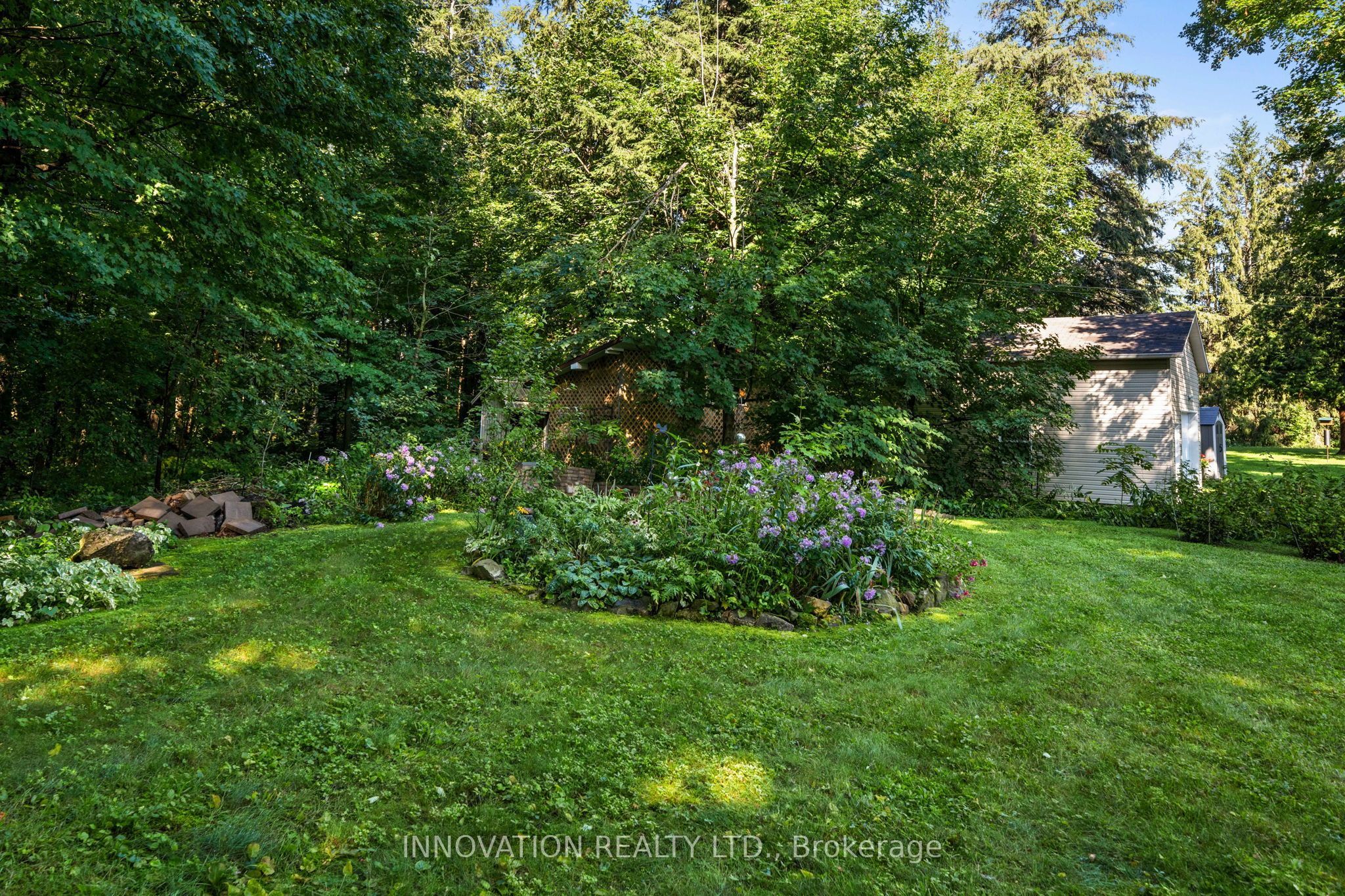 3885 Carp Road Property Photo 30