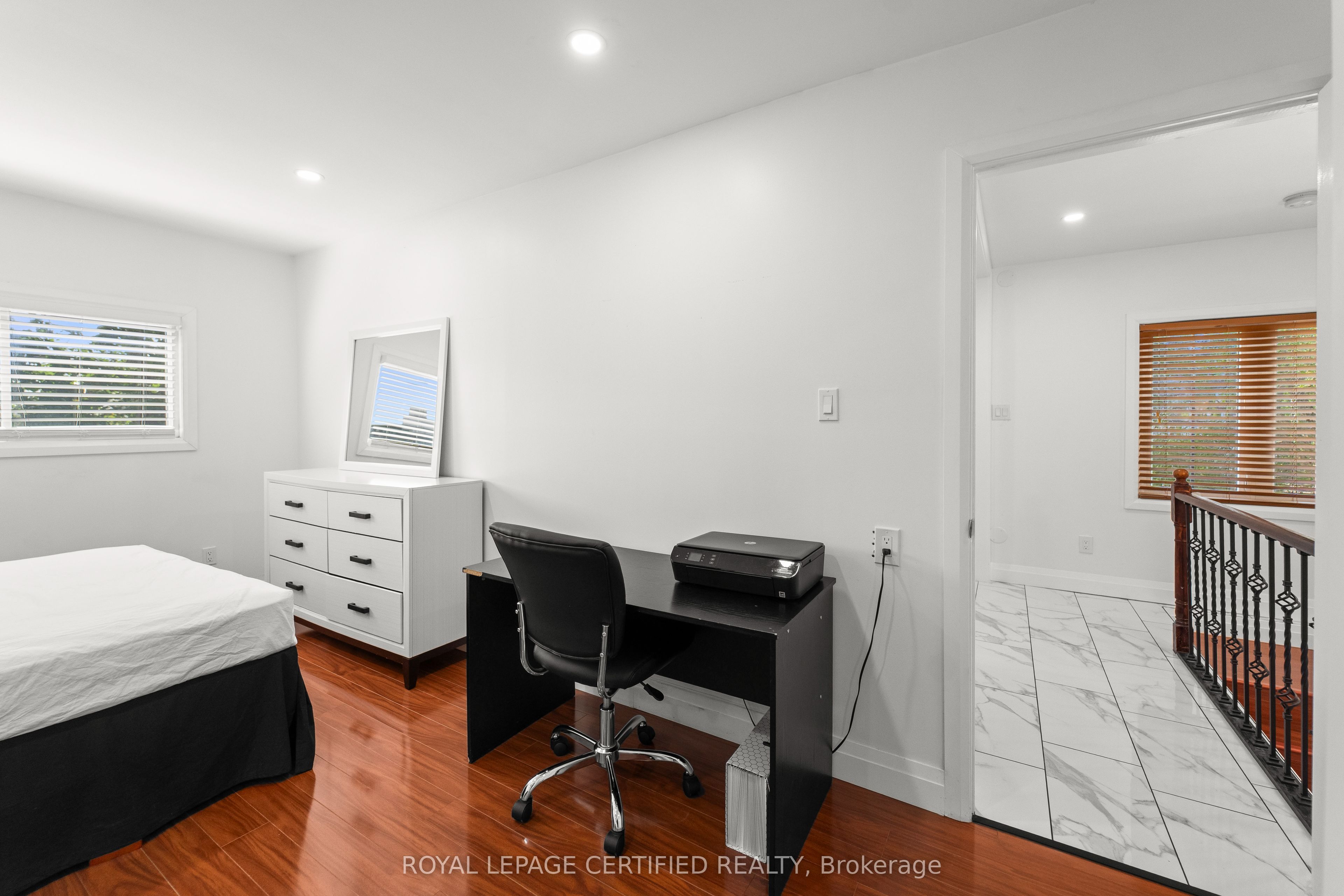 25 Eby Street S Property Photo 25
