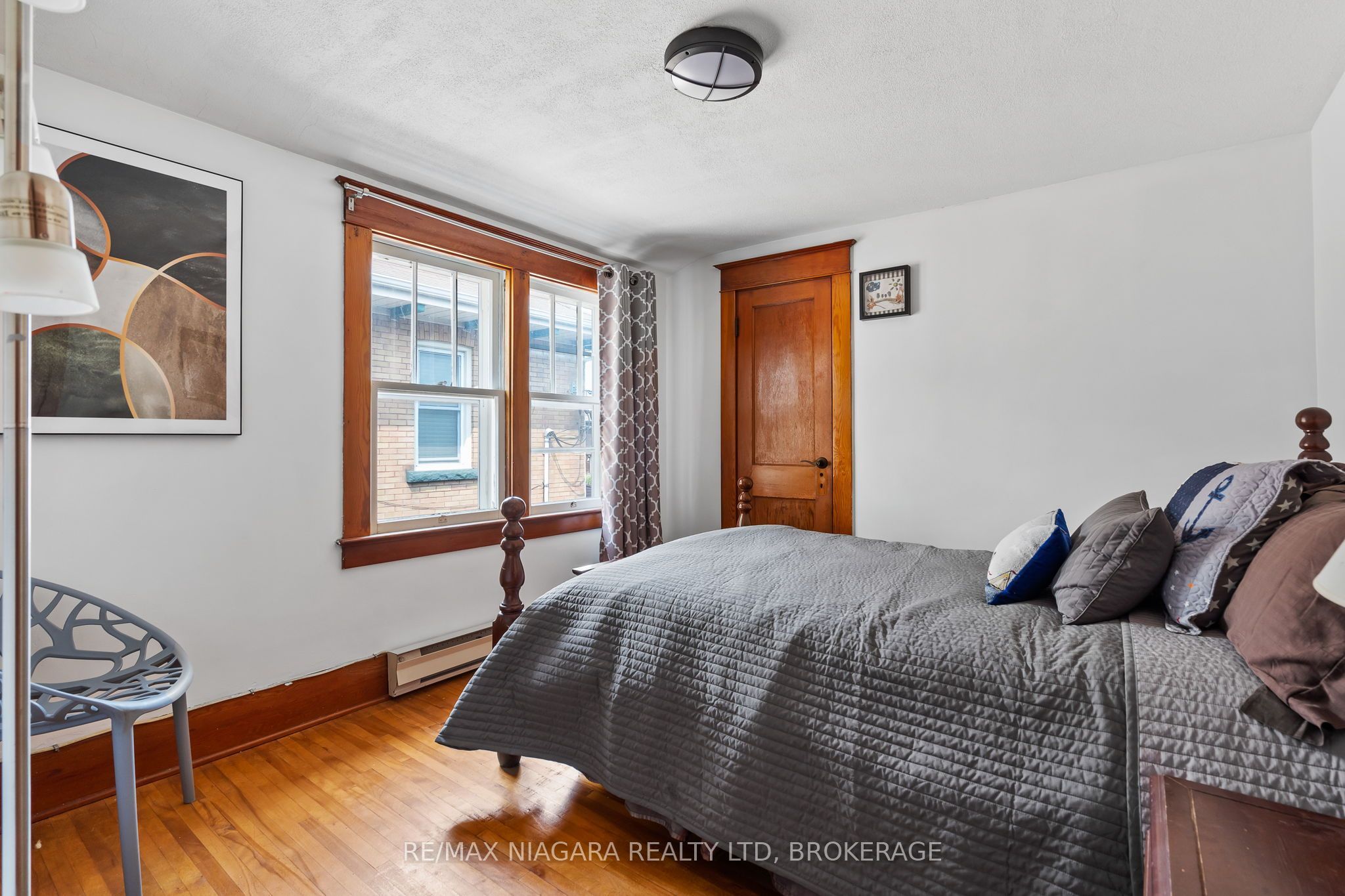 214 Kent Street Property Photo 23