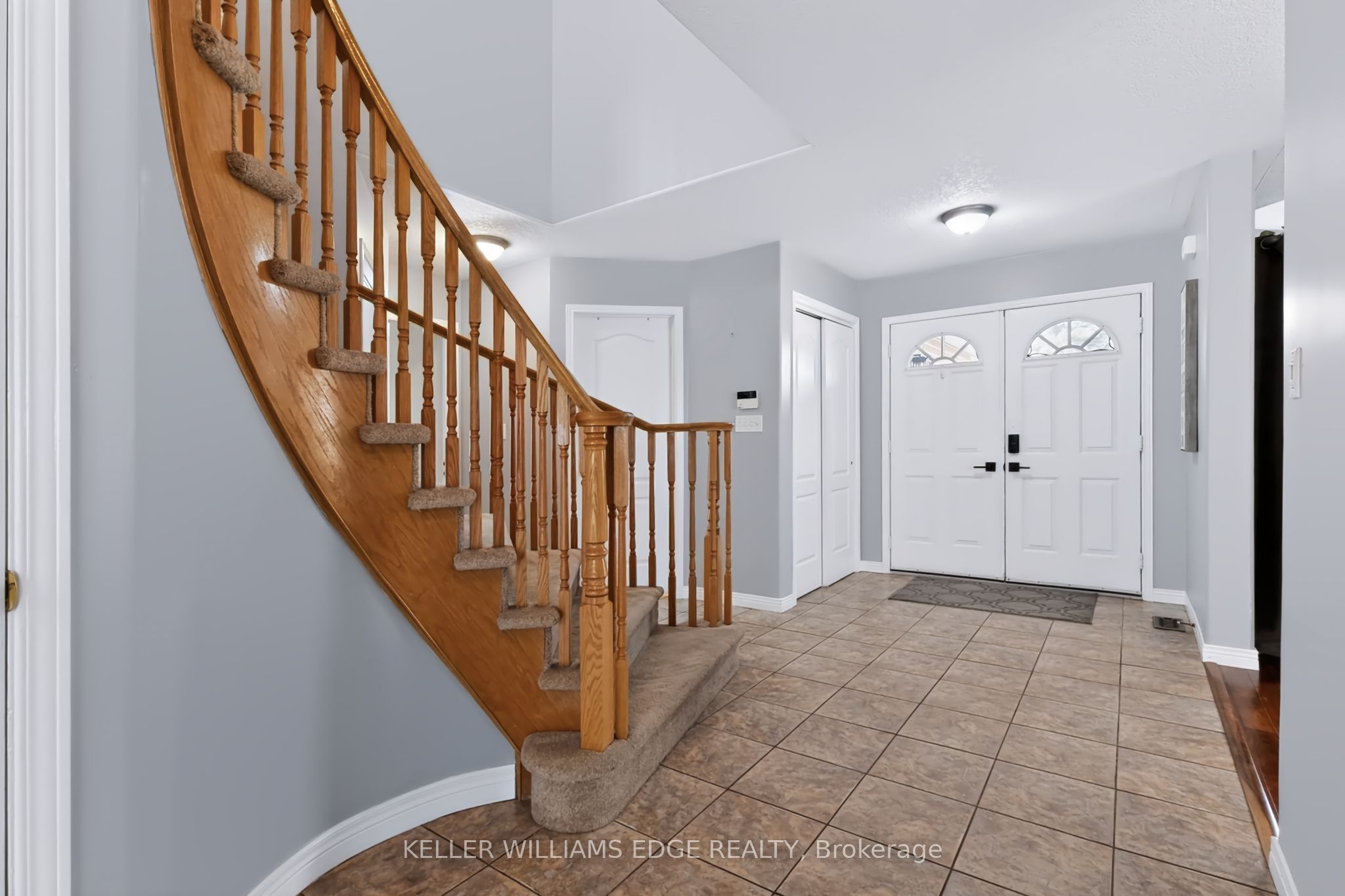 24 Eringate Drive Property Photo 6