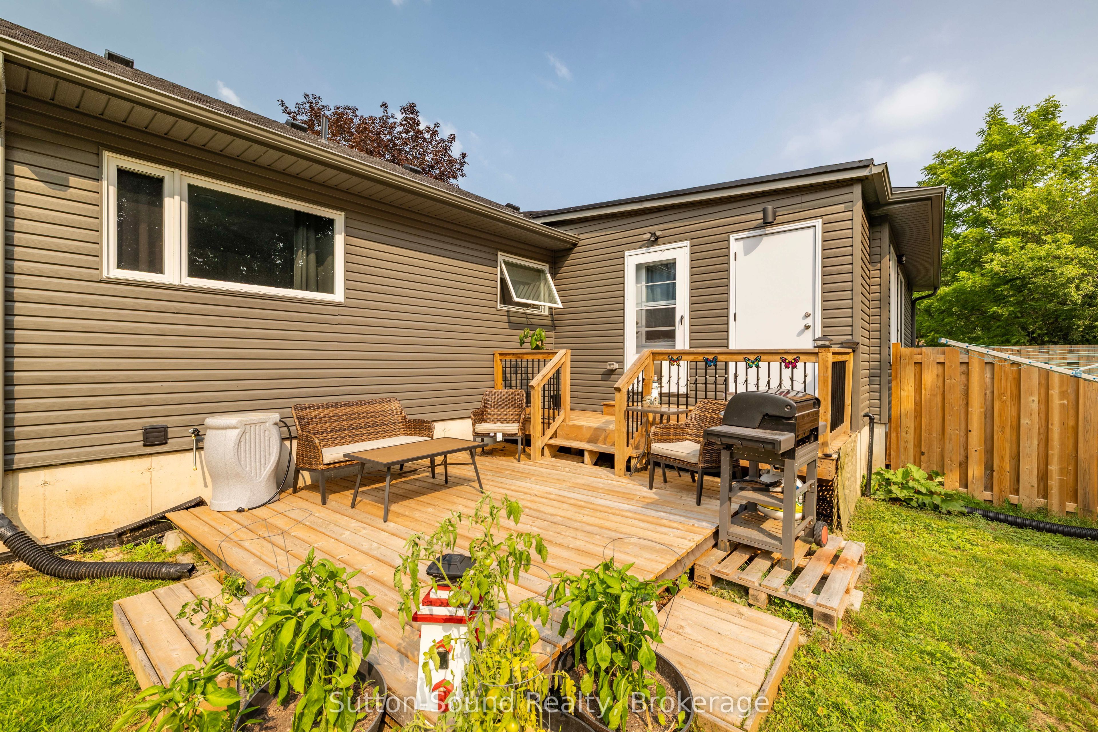 921 8th Avenue W Property Photo 25