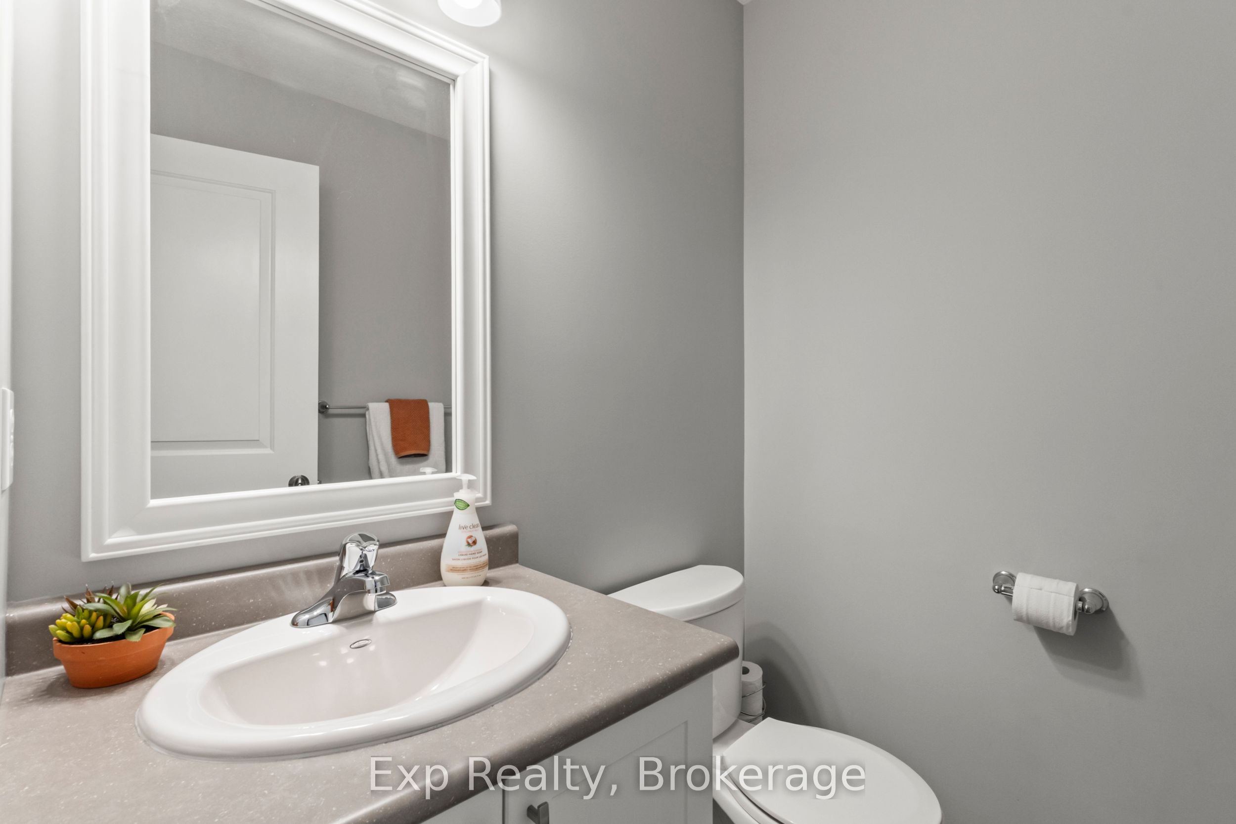 54 Cortland Crescent Property Photo 17