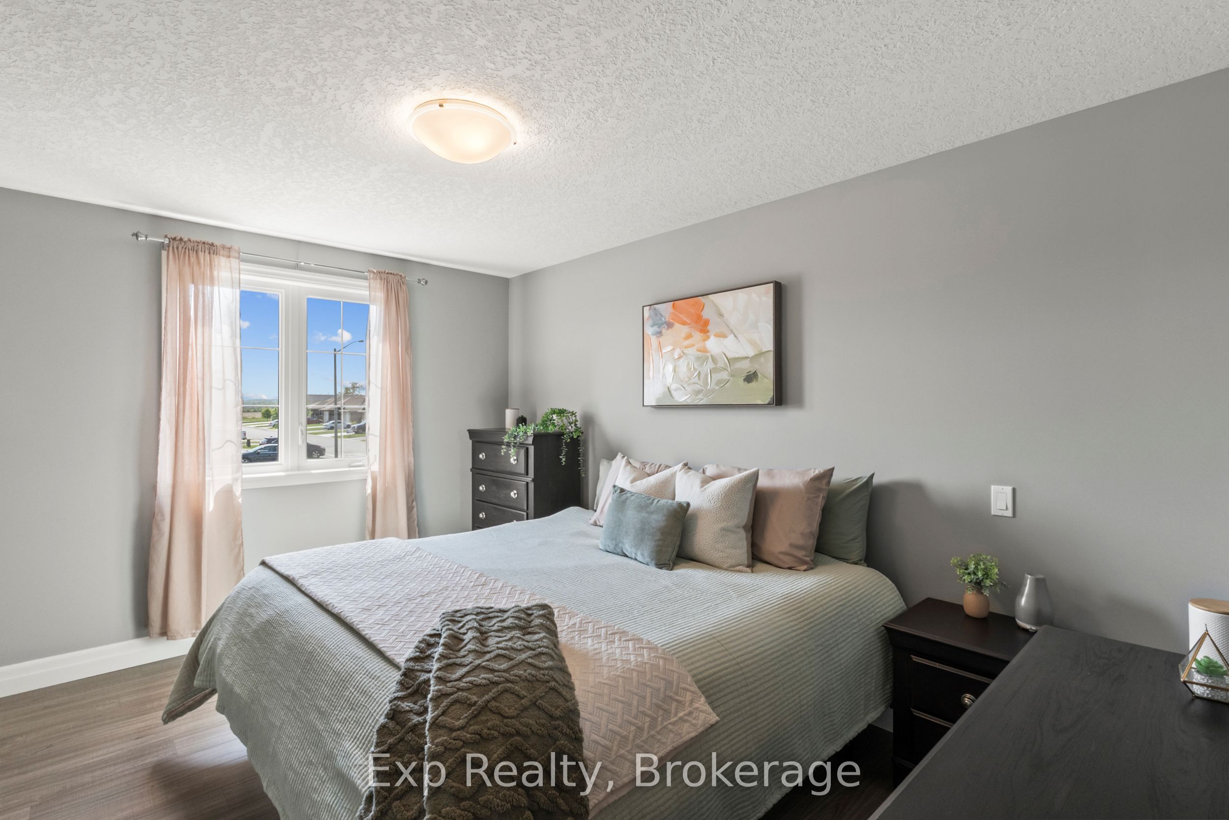 54 Cortland Crescent Property Photo 18