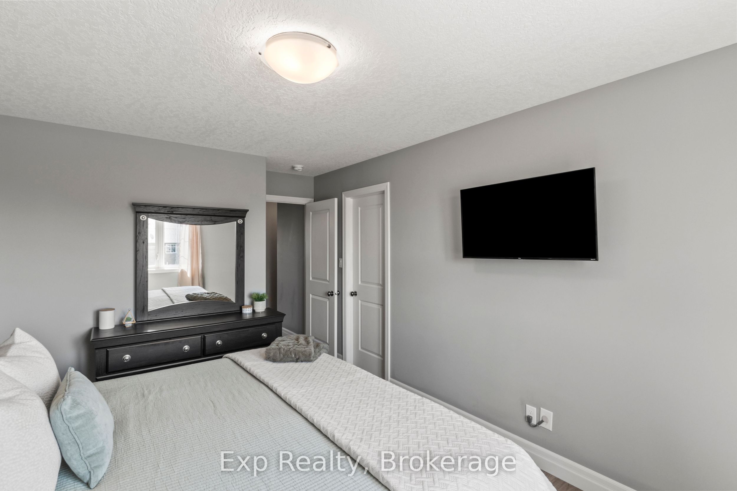 54 Cortland Crescent Property Photo 19