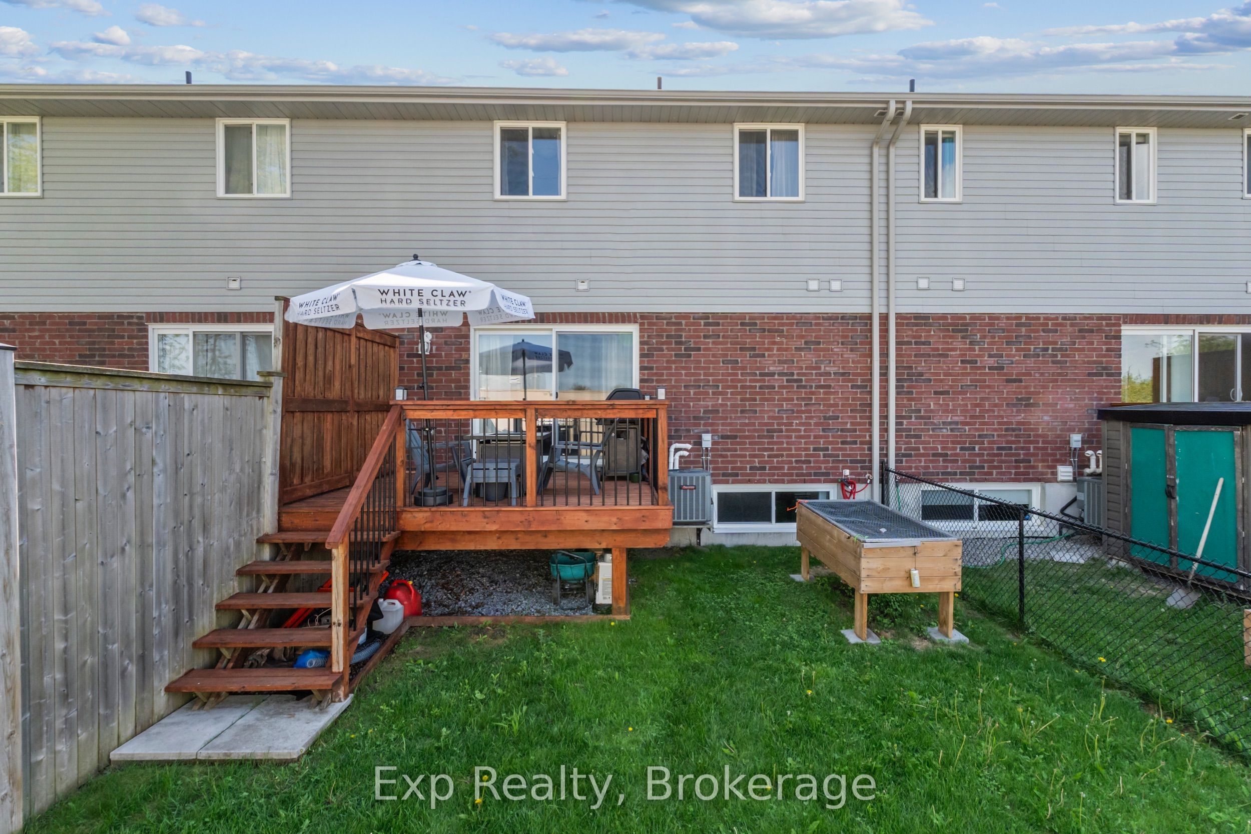 54 Cortland Crescent Property Photo 31