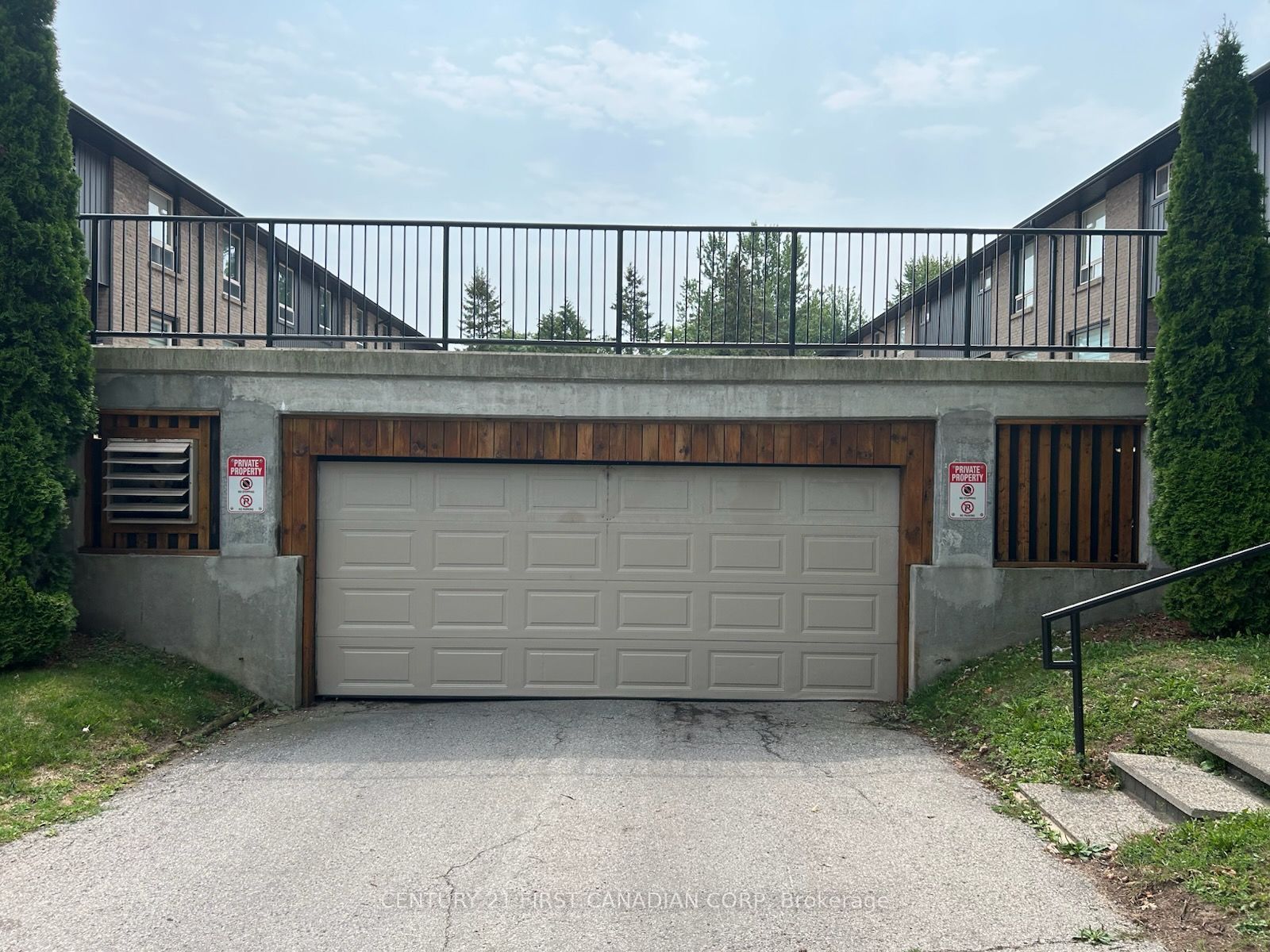 757 Berkshire Drive Property Photo 8