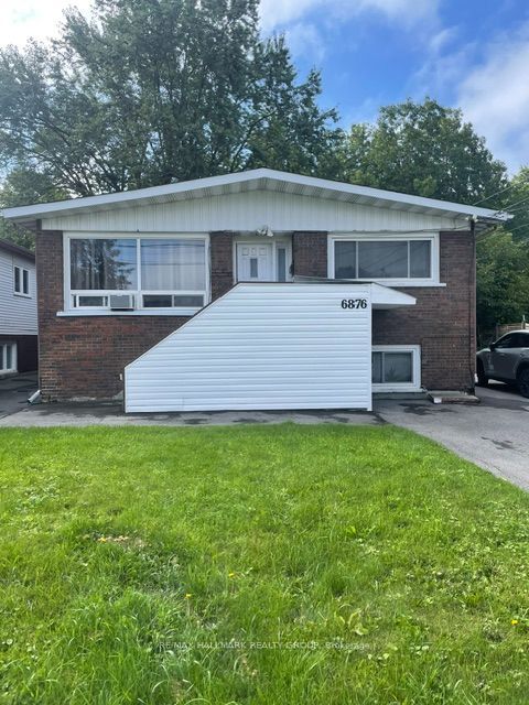 6876 Notre Dame Street B Property Photo 1