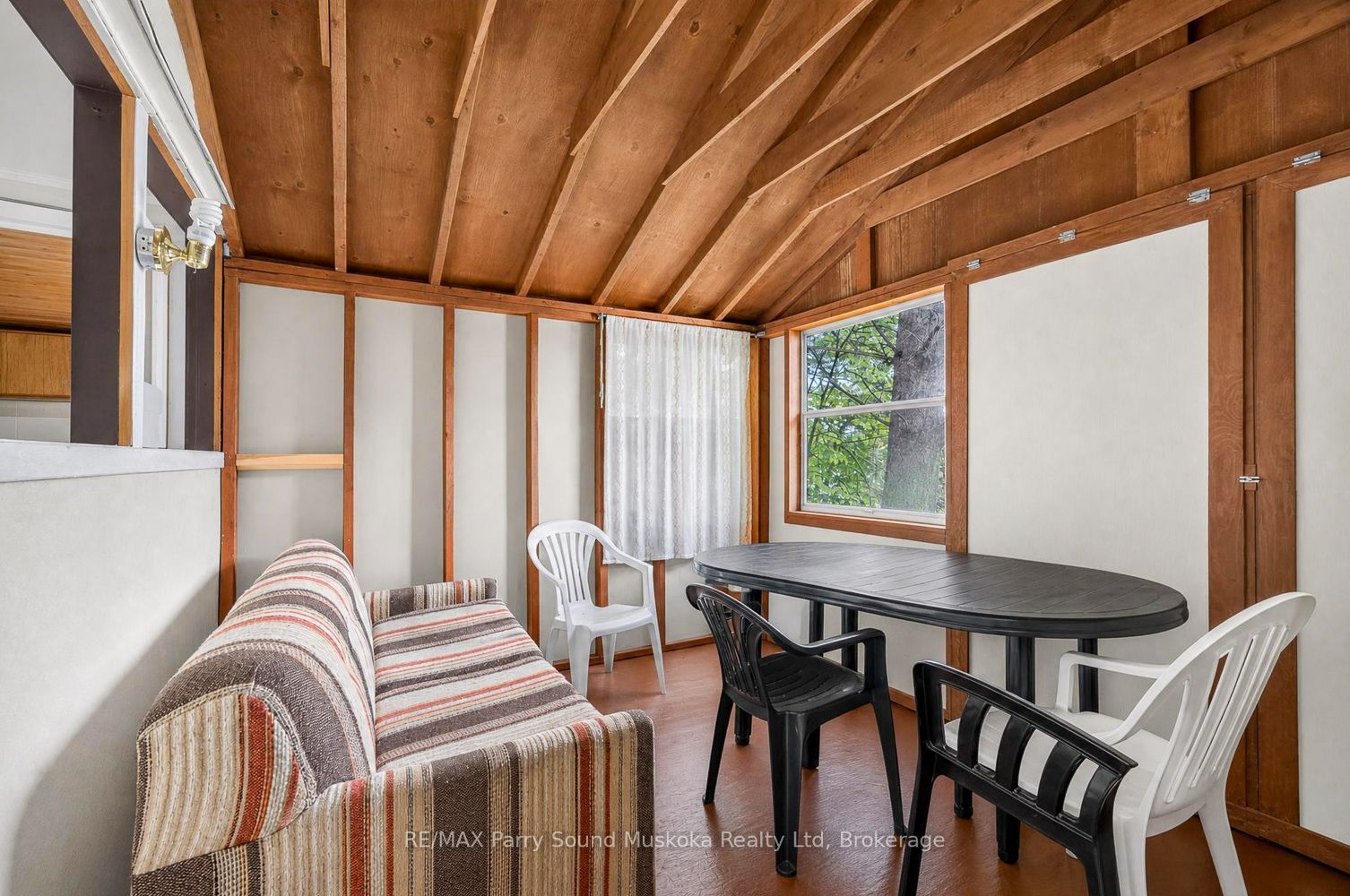418 Whitestone Lk Road Property Photo 13