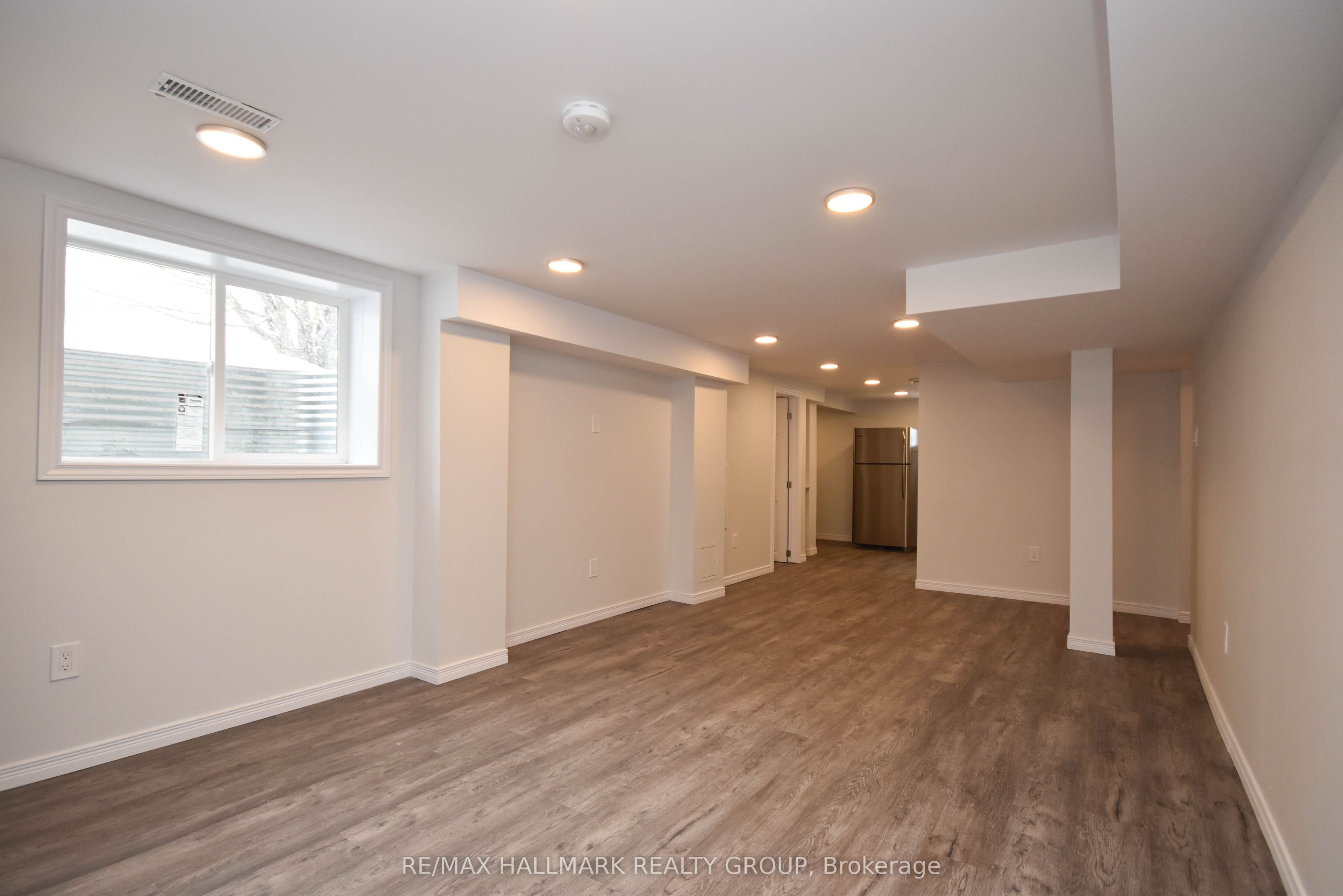 759 Adams Avenue Property Photo 8