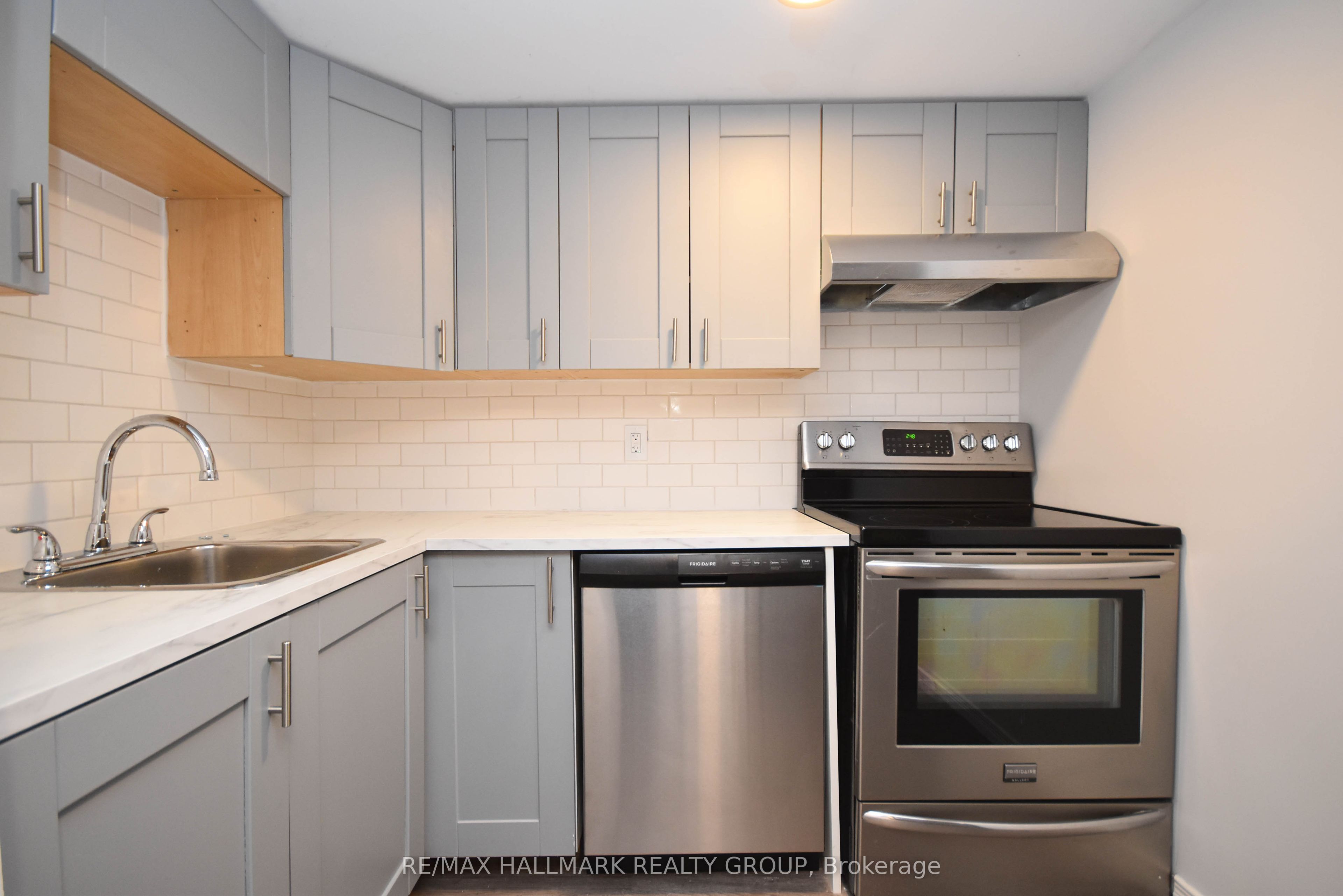 759 Adams Avenue Property Photo 11