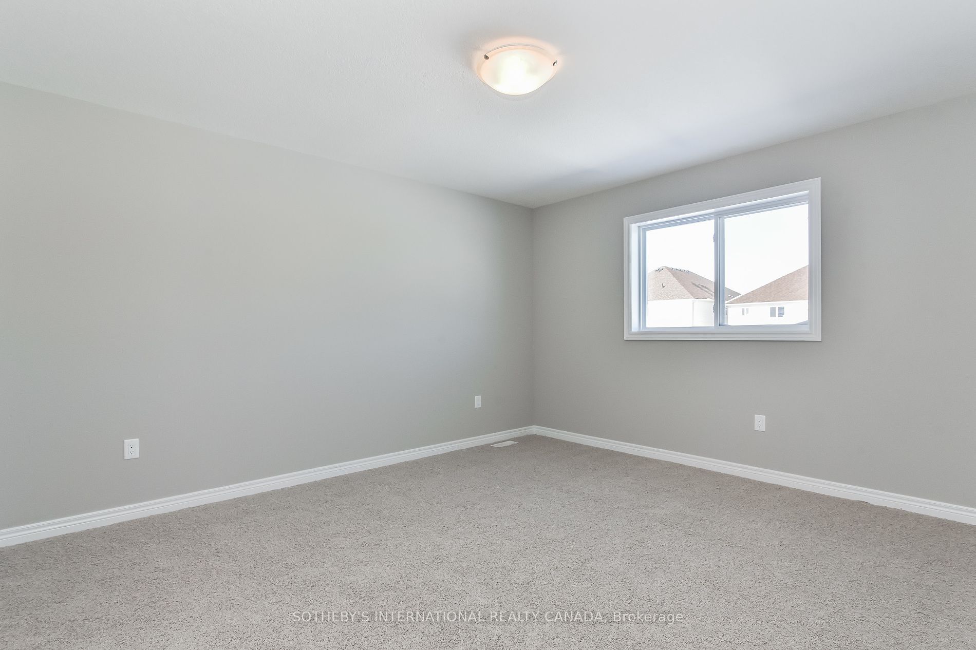 529 Anton Crescent Property Photo 16