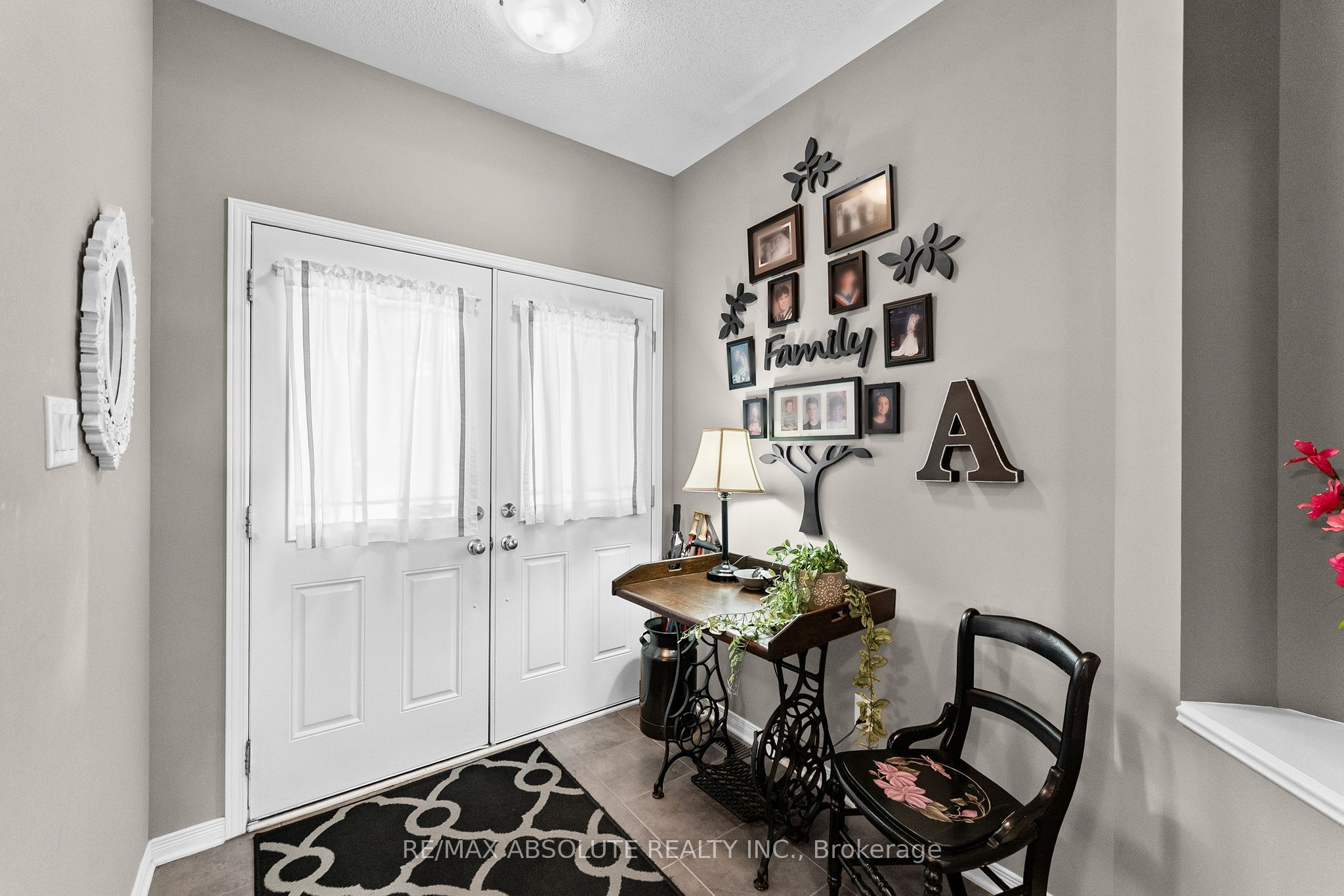 189 Edey Street Property Photo 4