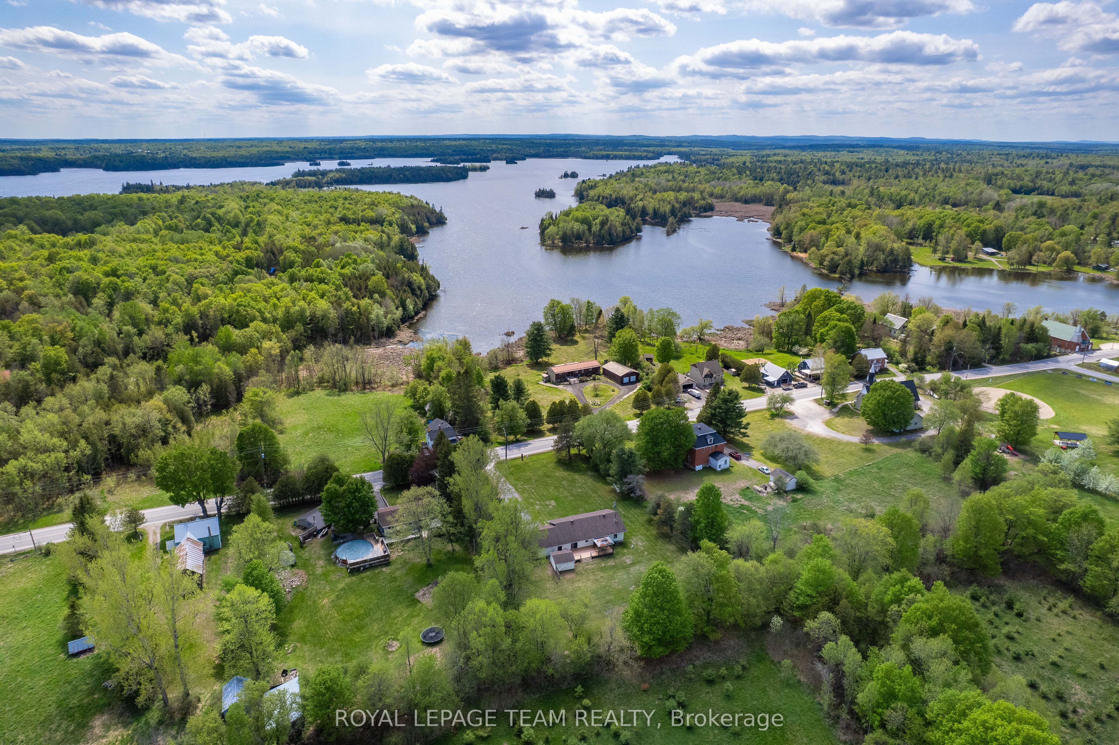 2754 Tatlock Road Property Photo 2