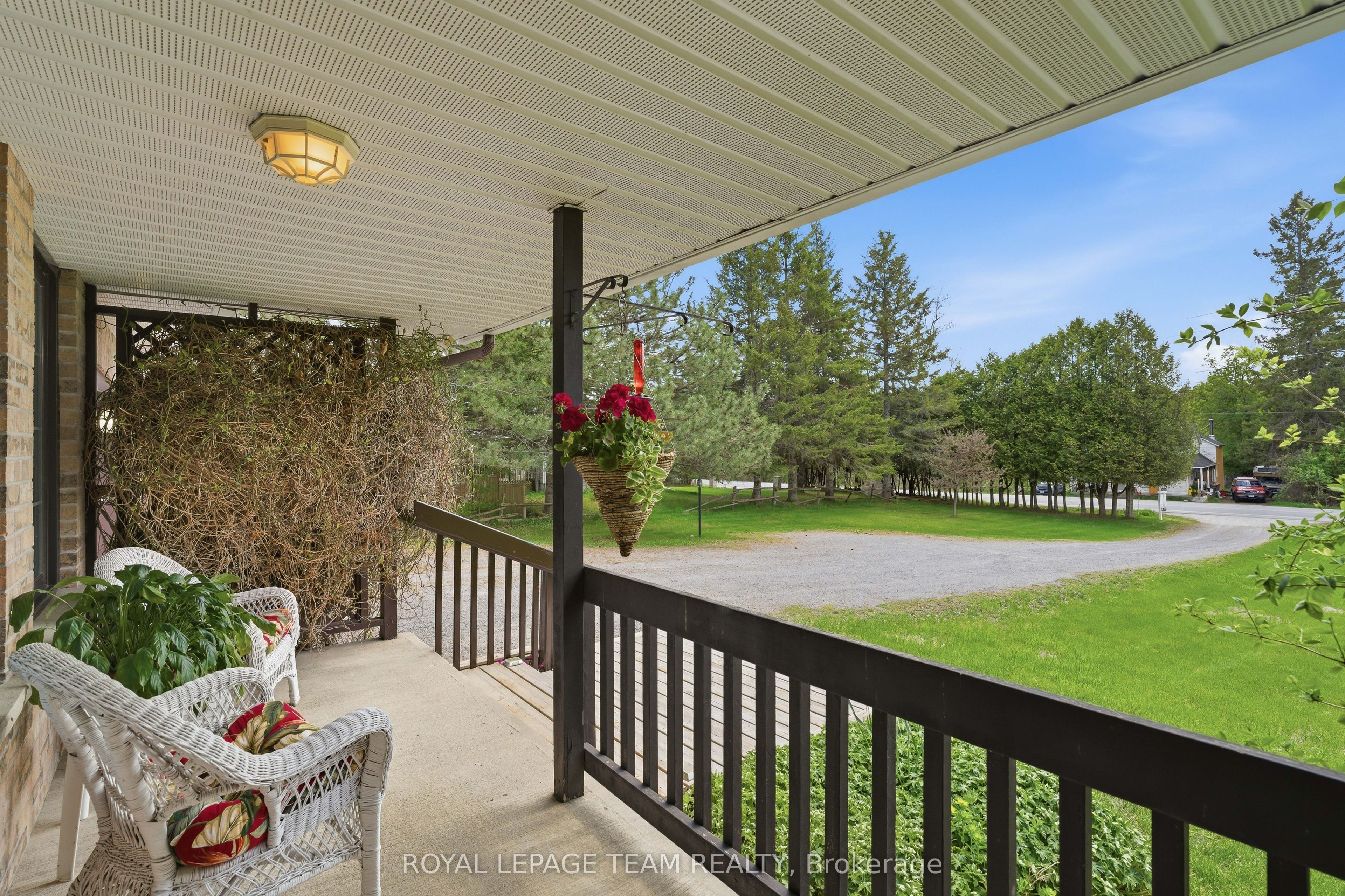 2754 Tatlock Road Property Photo 4