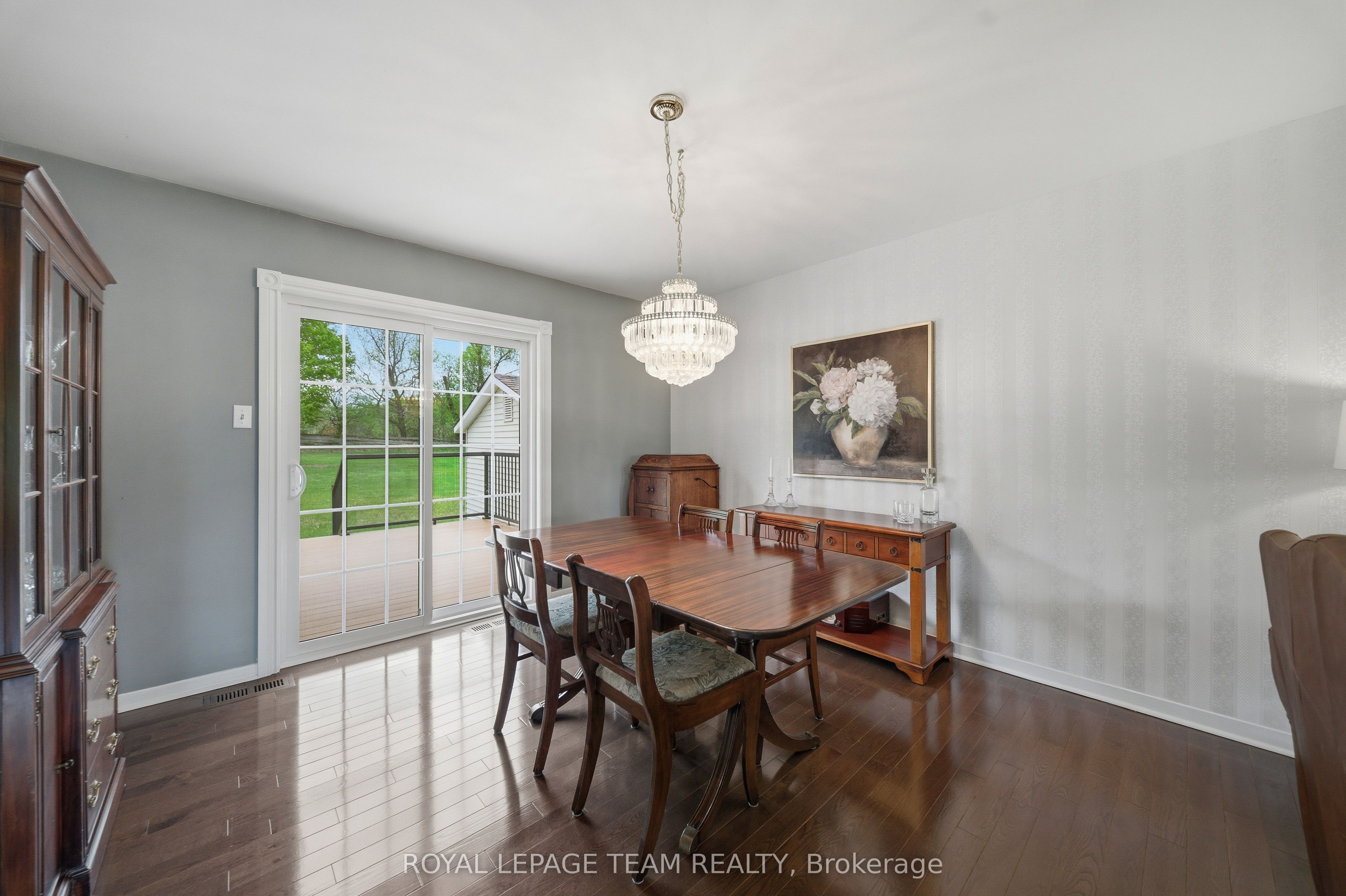 2754 Tatlock Road Property Photo 10
