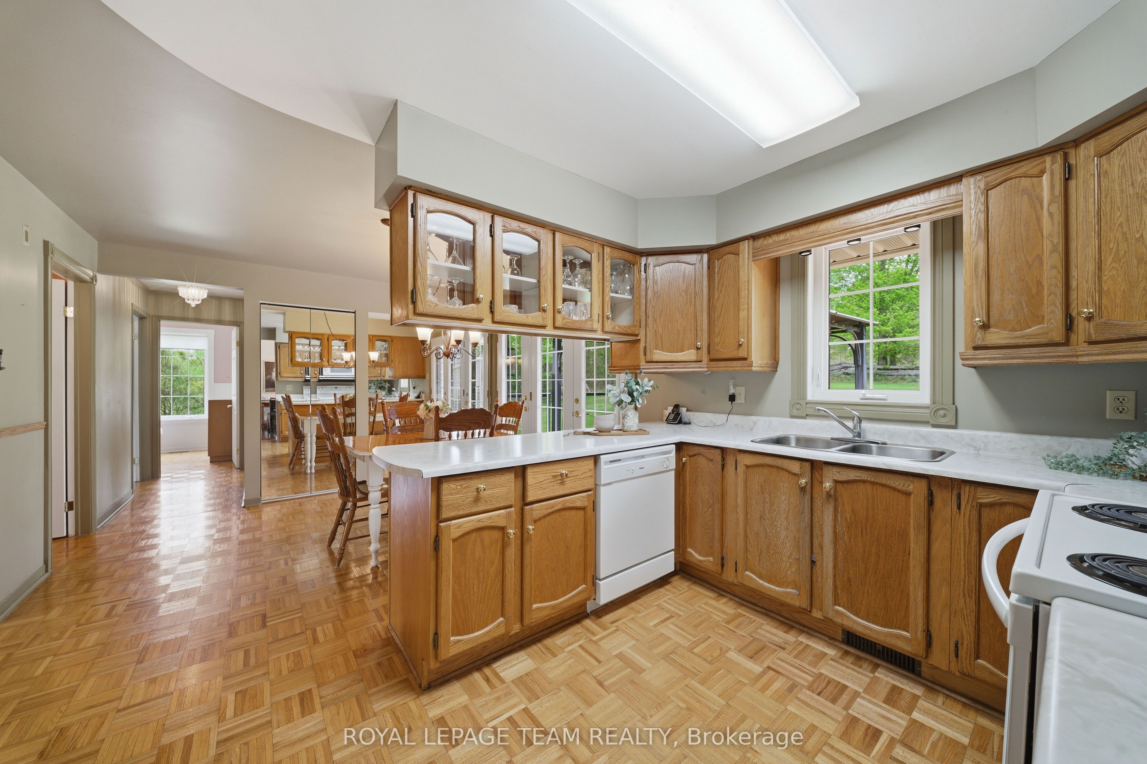 2754 Tatlock Road Property Photo 11