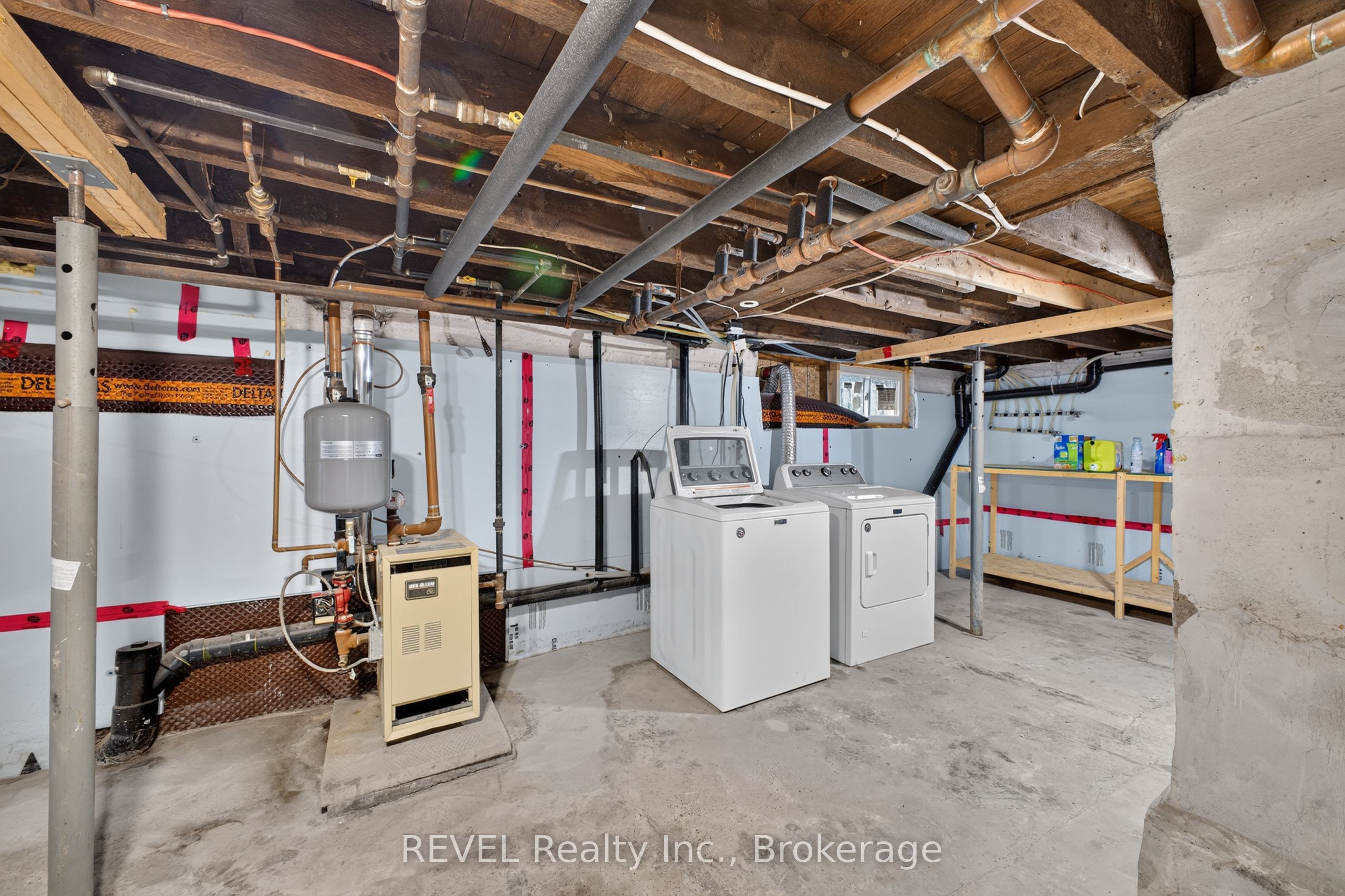 312 Phipps Street Property Photo 22