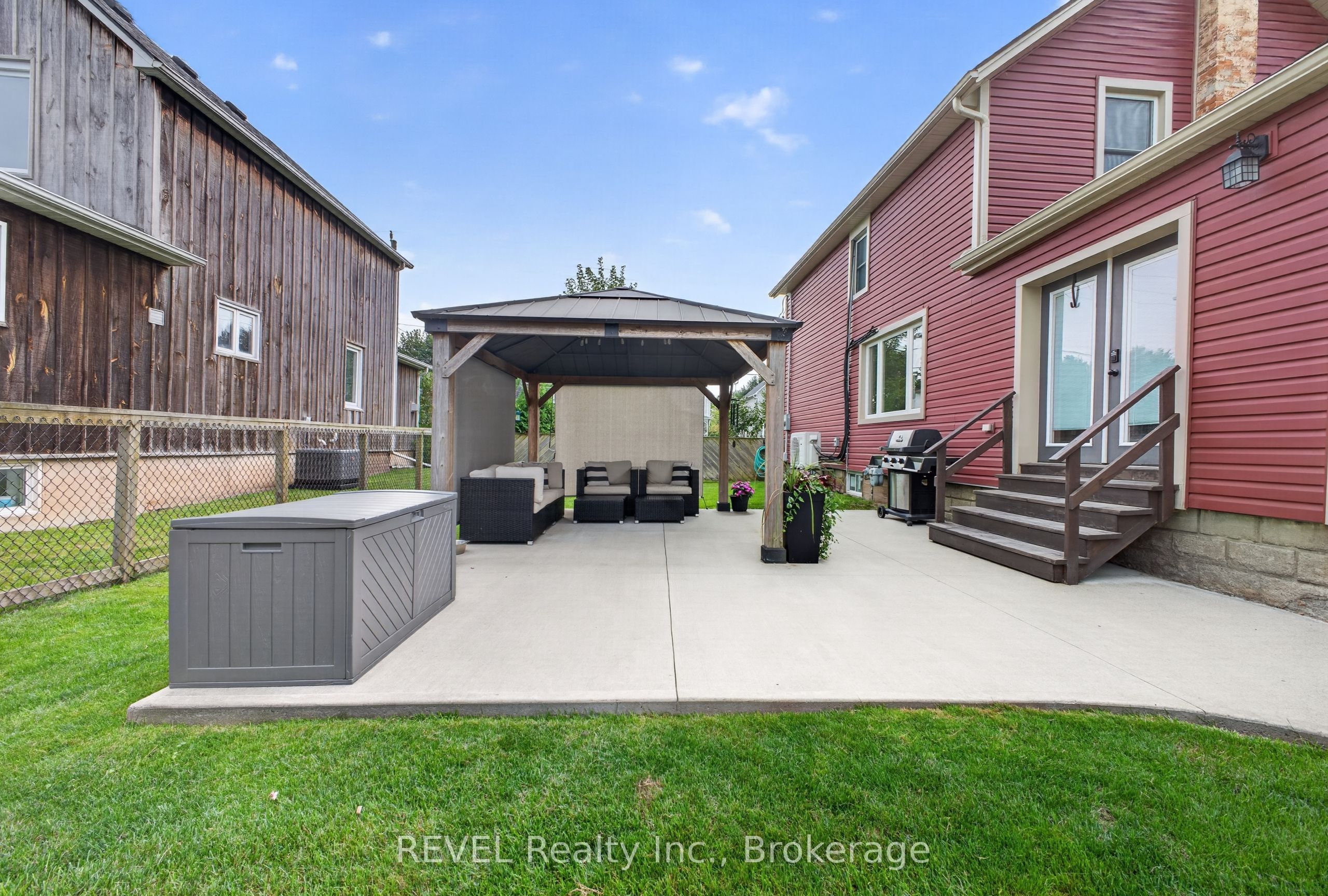 312 Phipps Street Property Photo 26