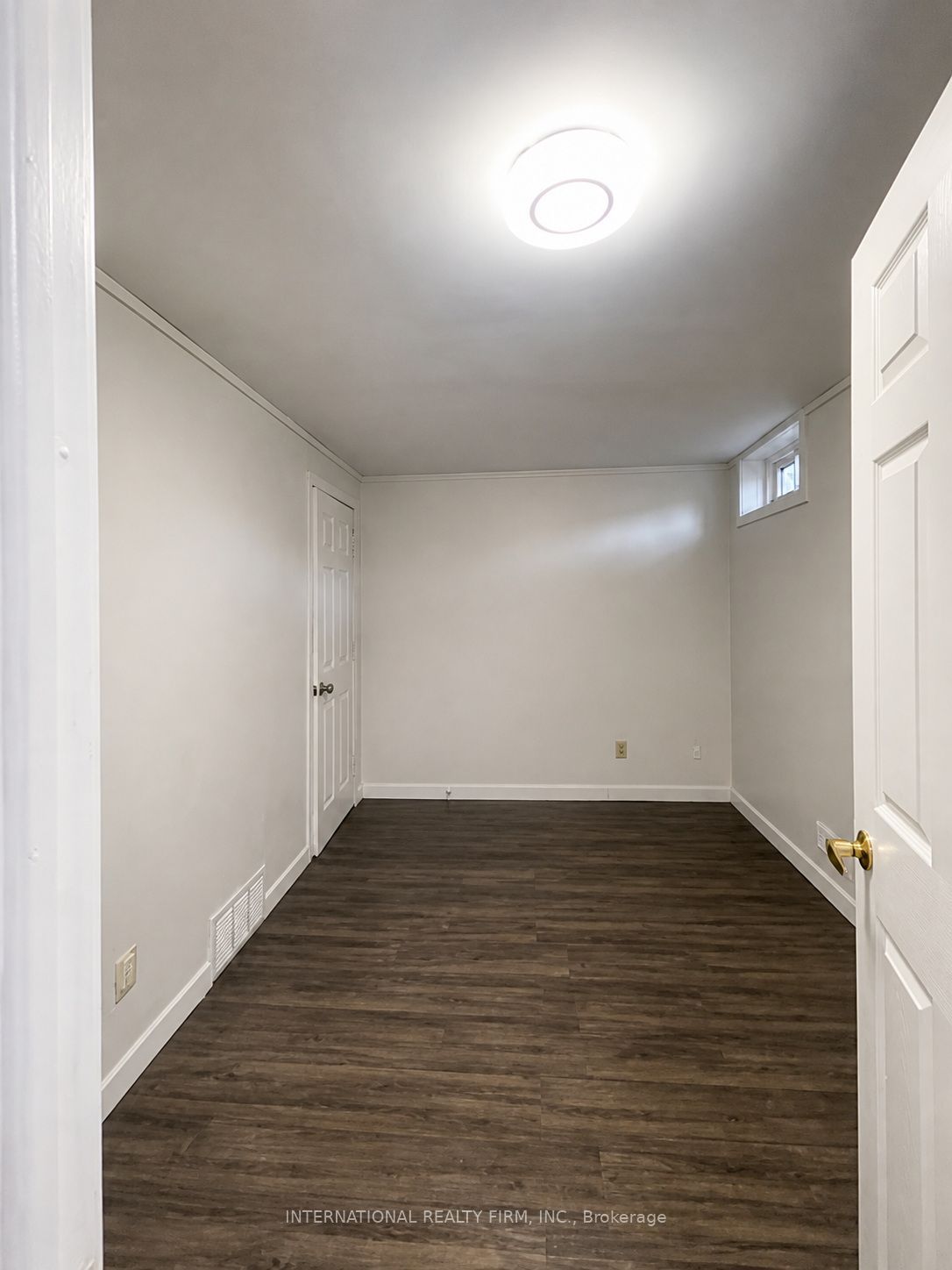 470 Second Street 8 Property Photo 6