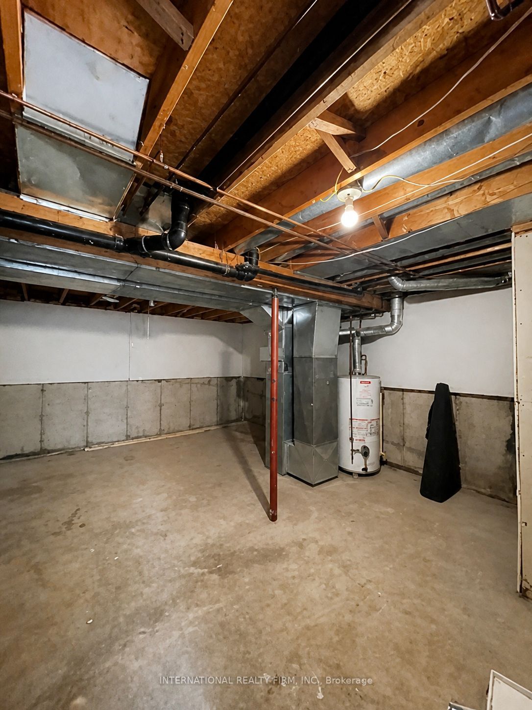 470 Second Street 8 Property Photo 13