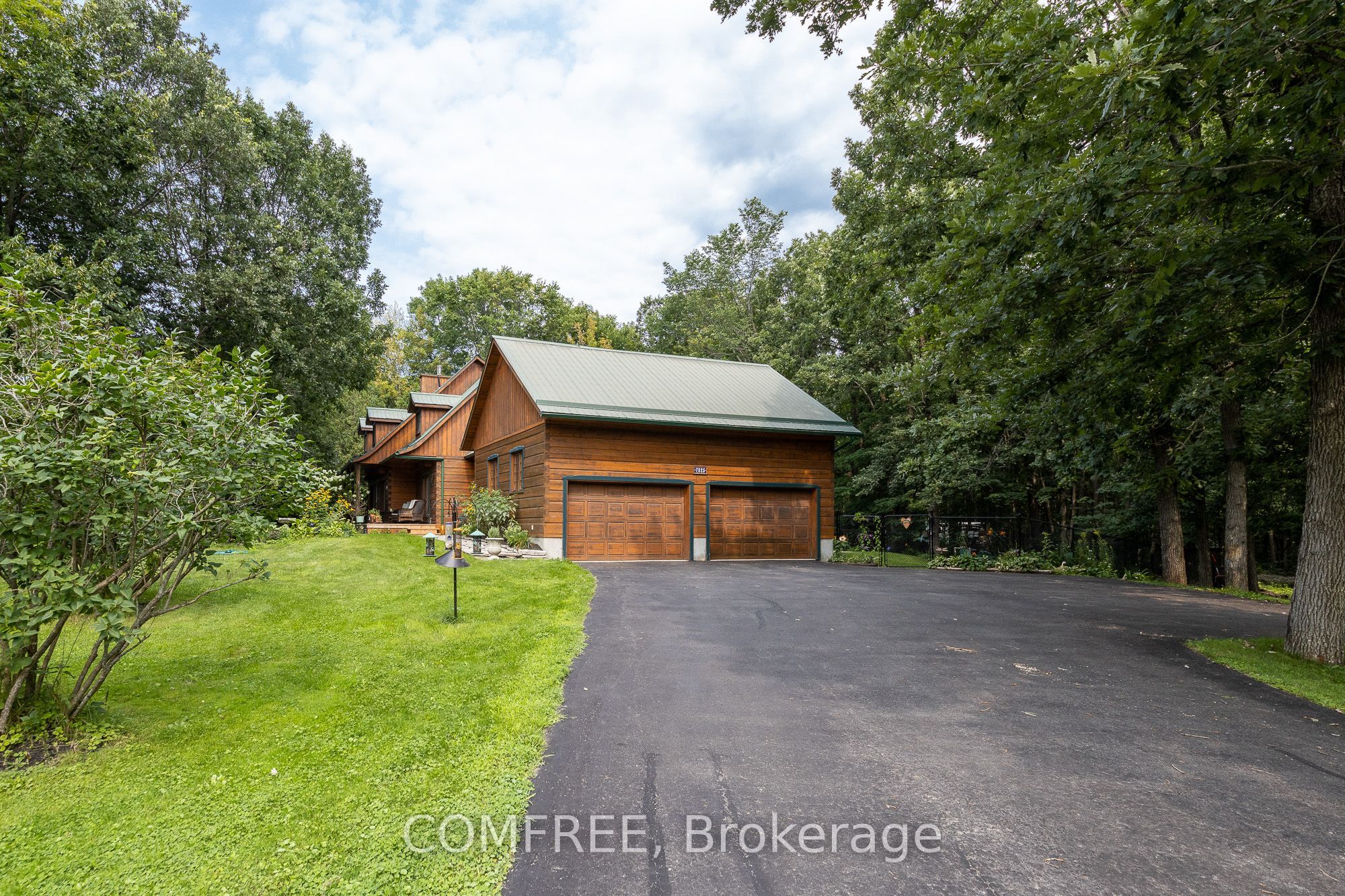 7925 Resolute Way Property Photo 1