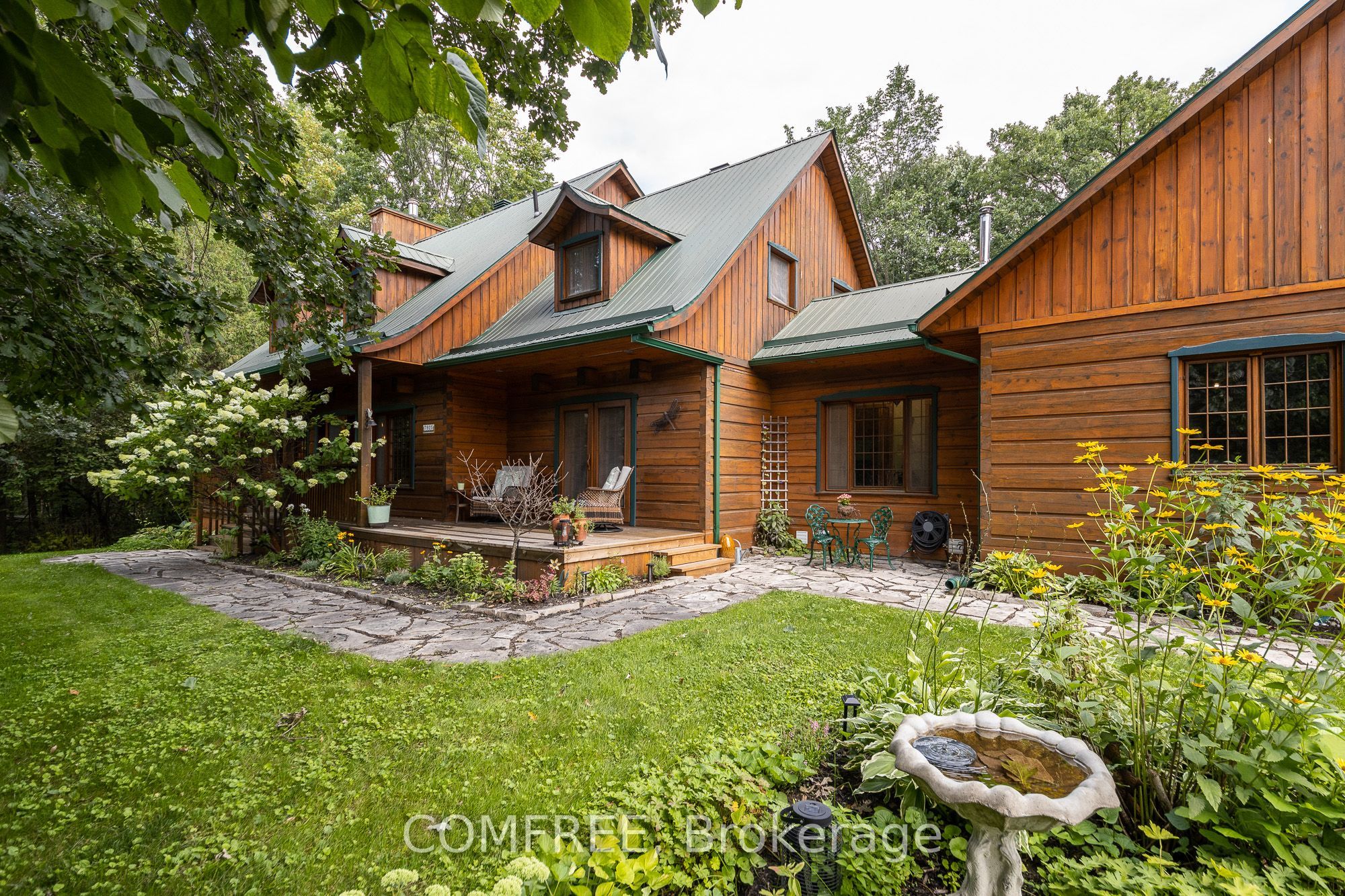 7925 Resolute Way Property Photo 3