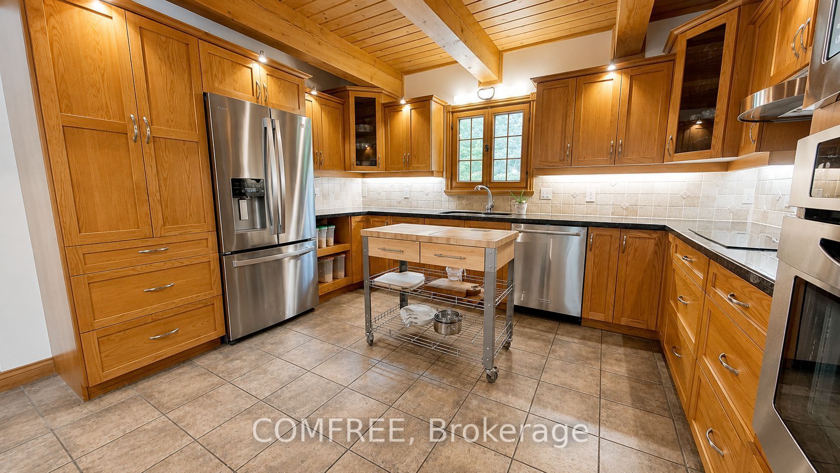 7925 Resolute Way Property Photo 13
