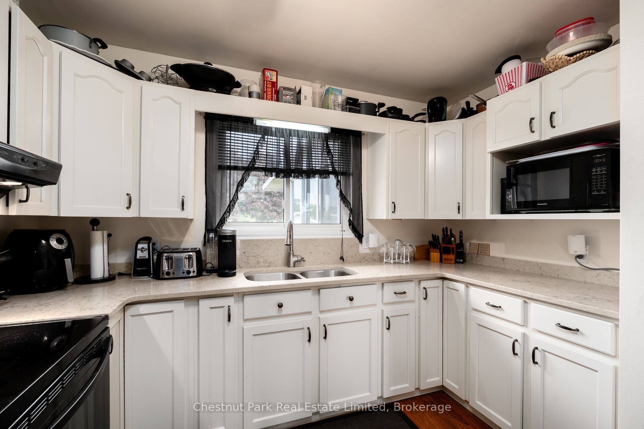 4 First Avenue Property Photo 13