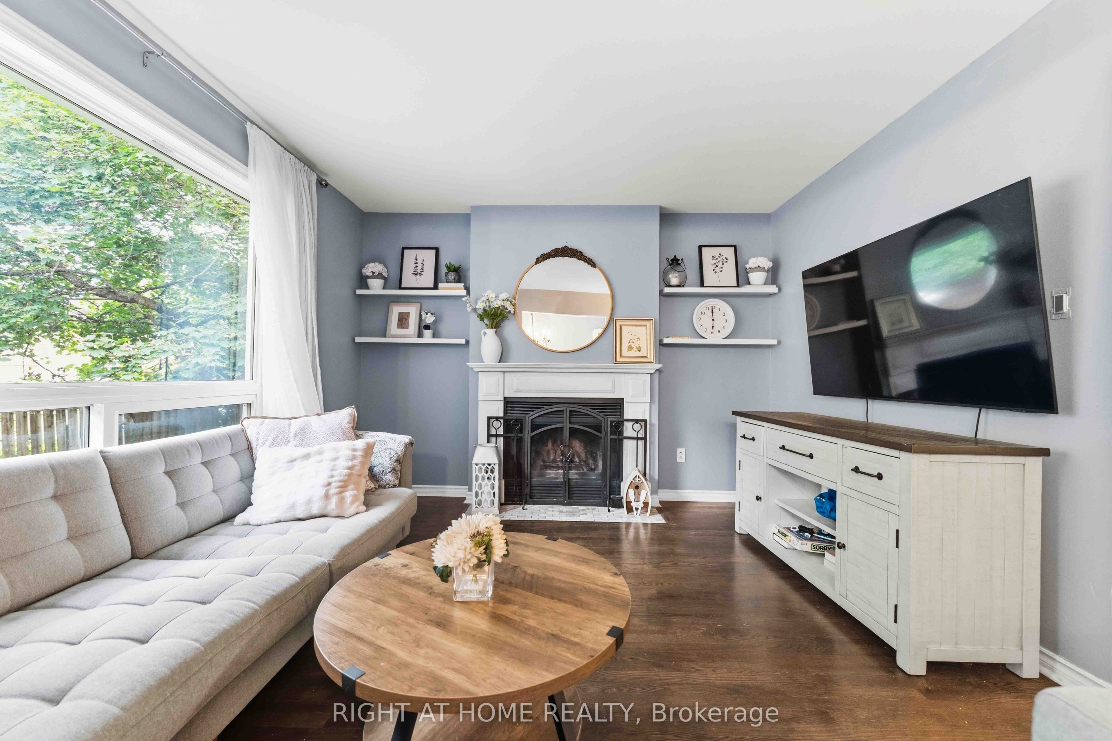 25 Waterton Crescent Property Photo 17
