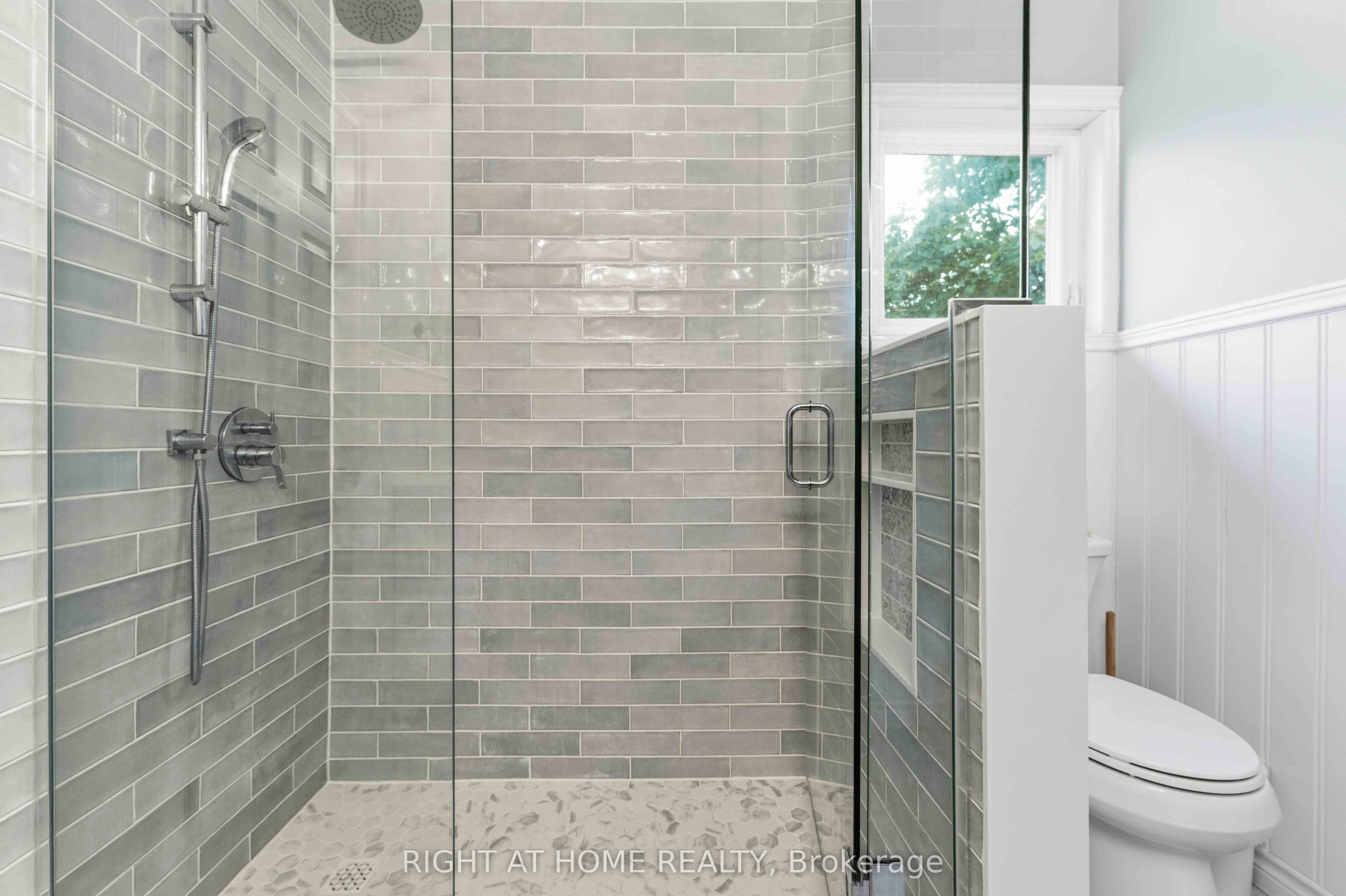 25 Waterton Crescent Property Photo 25