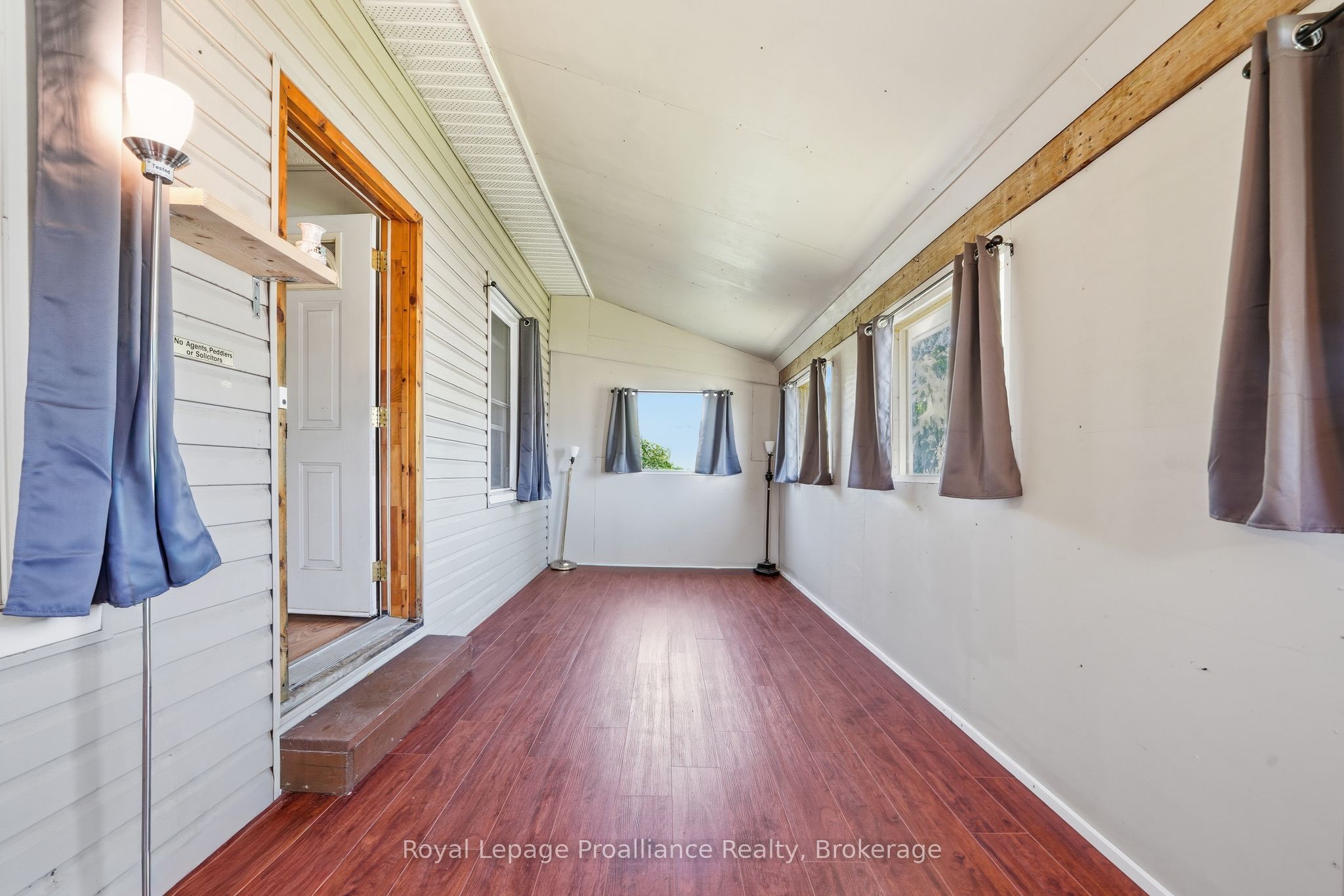 252 Sidney Street Property Photo 18