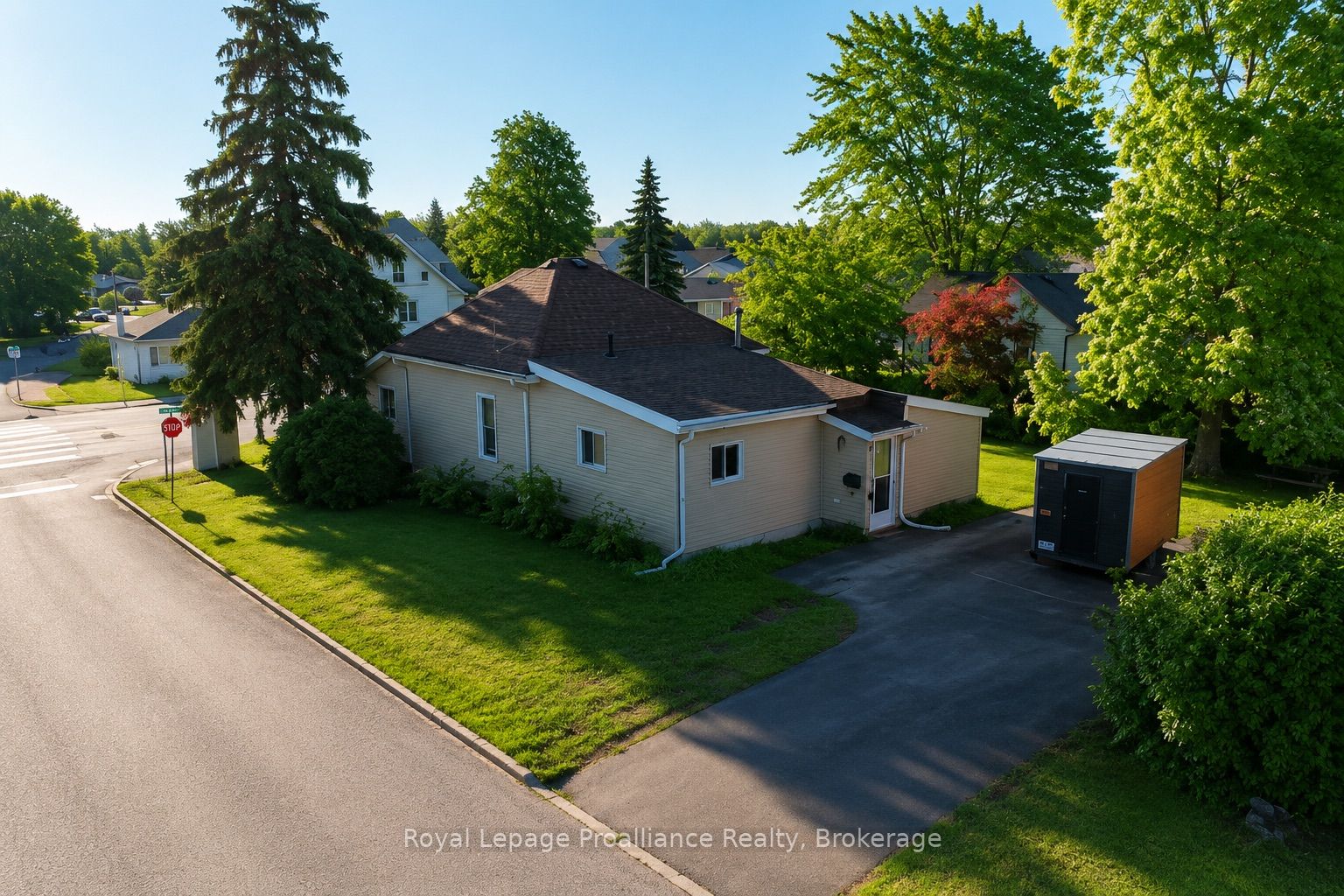 252 Sidney Street Property Photo 20