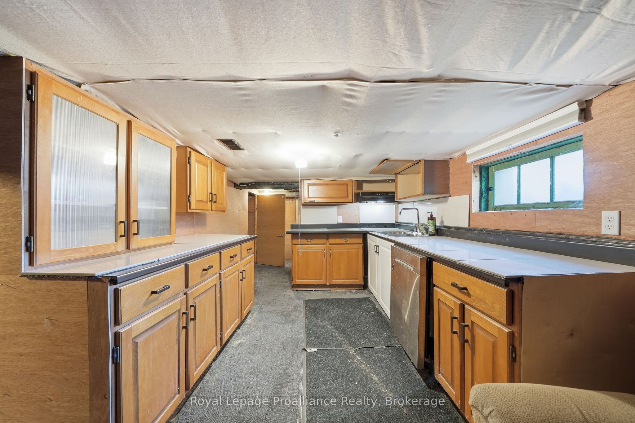 252 Sidney Street Property Photo 27