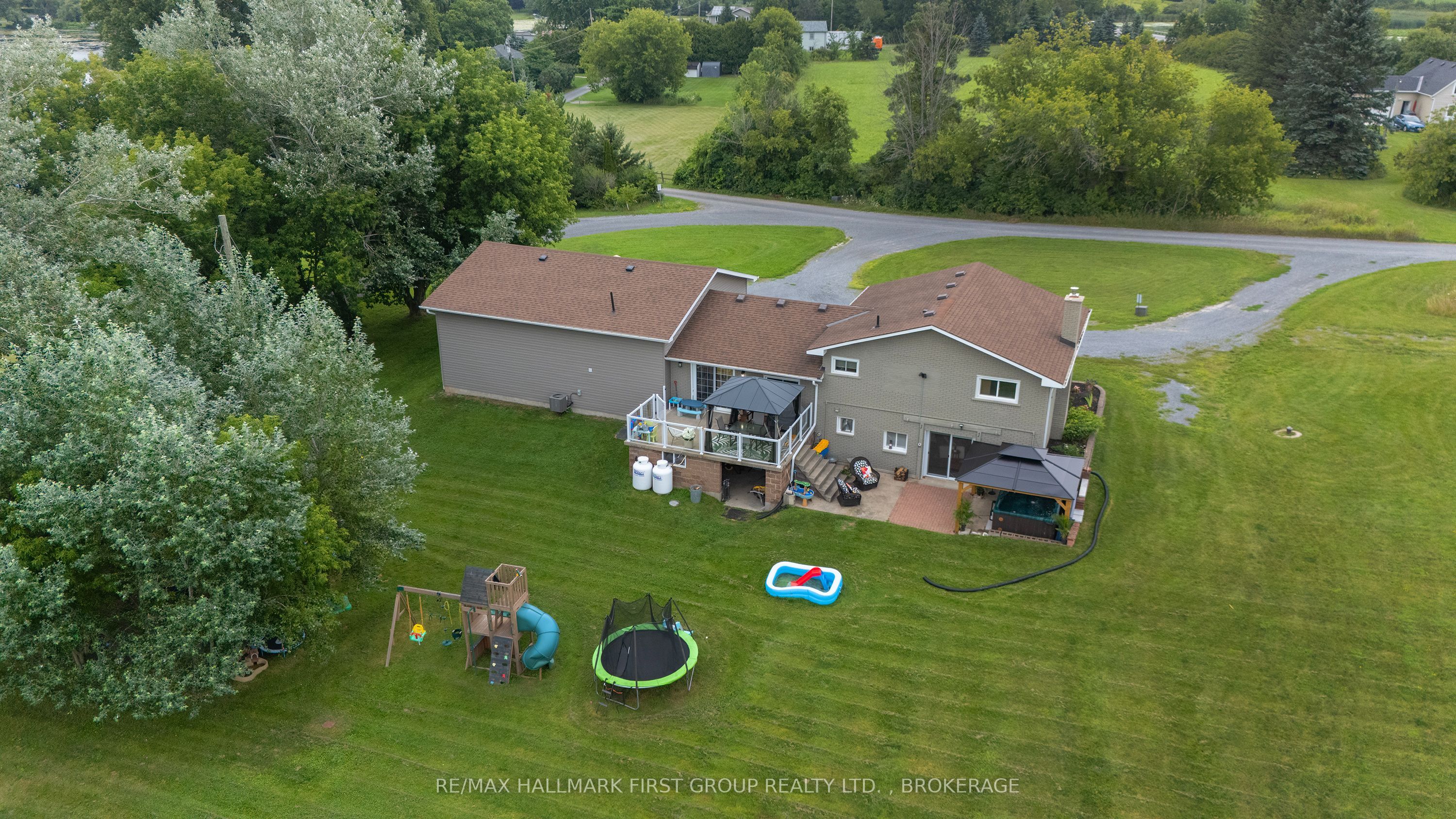 19 Sunset Lane Property Photo 48