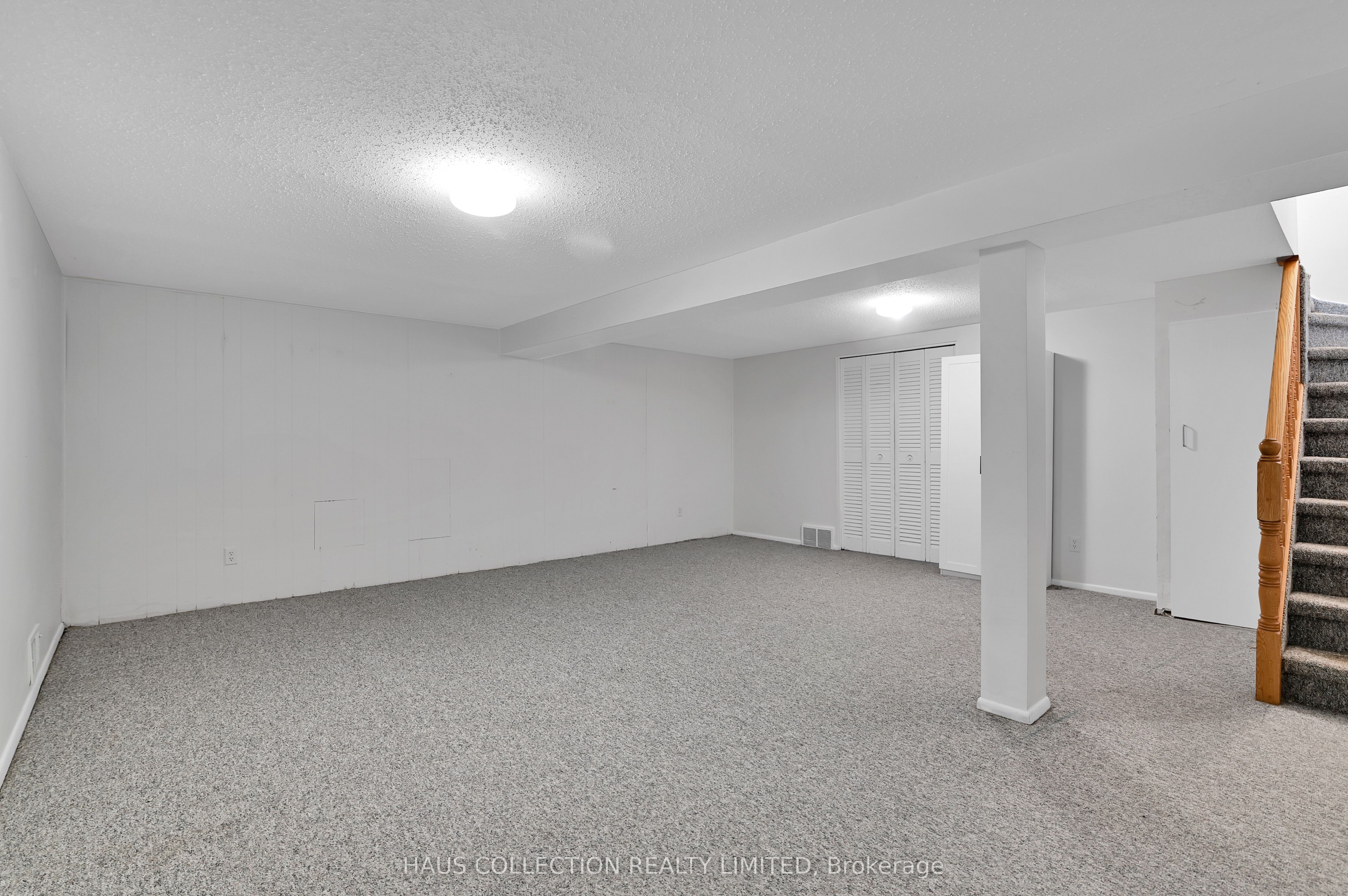 884 Walkley Road Property Photo 33